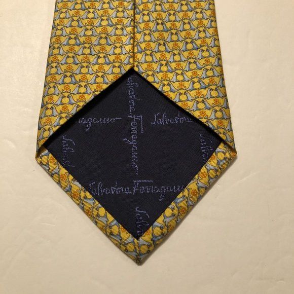 Salvatore Ferragamo SALVATORE FERRAGAMO MEN'S NEW 100%SILK TIE WIDTH: 3 1/2" Size ONE SIZE - 6 Thumbnail