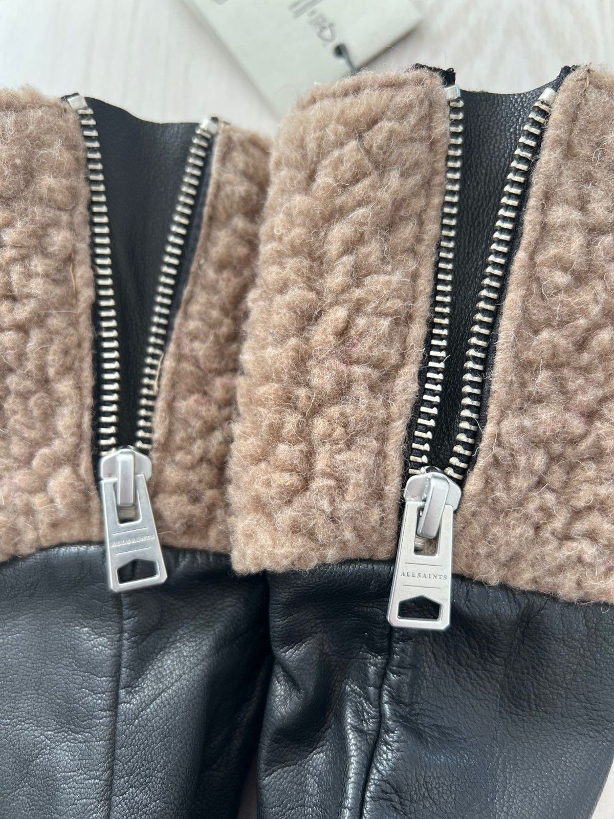 Allsaints ALLSAINTS Faux Shearling Leather Zip Gloves Black ( M ) Size ONE SIZE - 3 Thumbnail