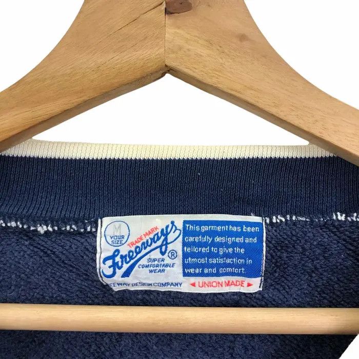 Vintage Vtg 90’ FREEWAYS UNION MADE Yokohama Surf Sweatshirt Sweater Size US XL / EU 56 / 4 - 5 Thumbnail