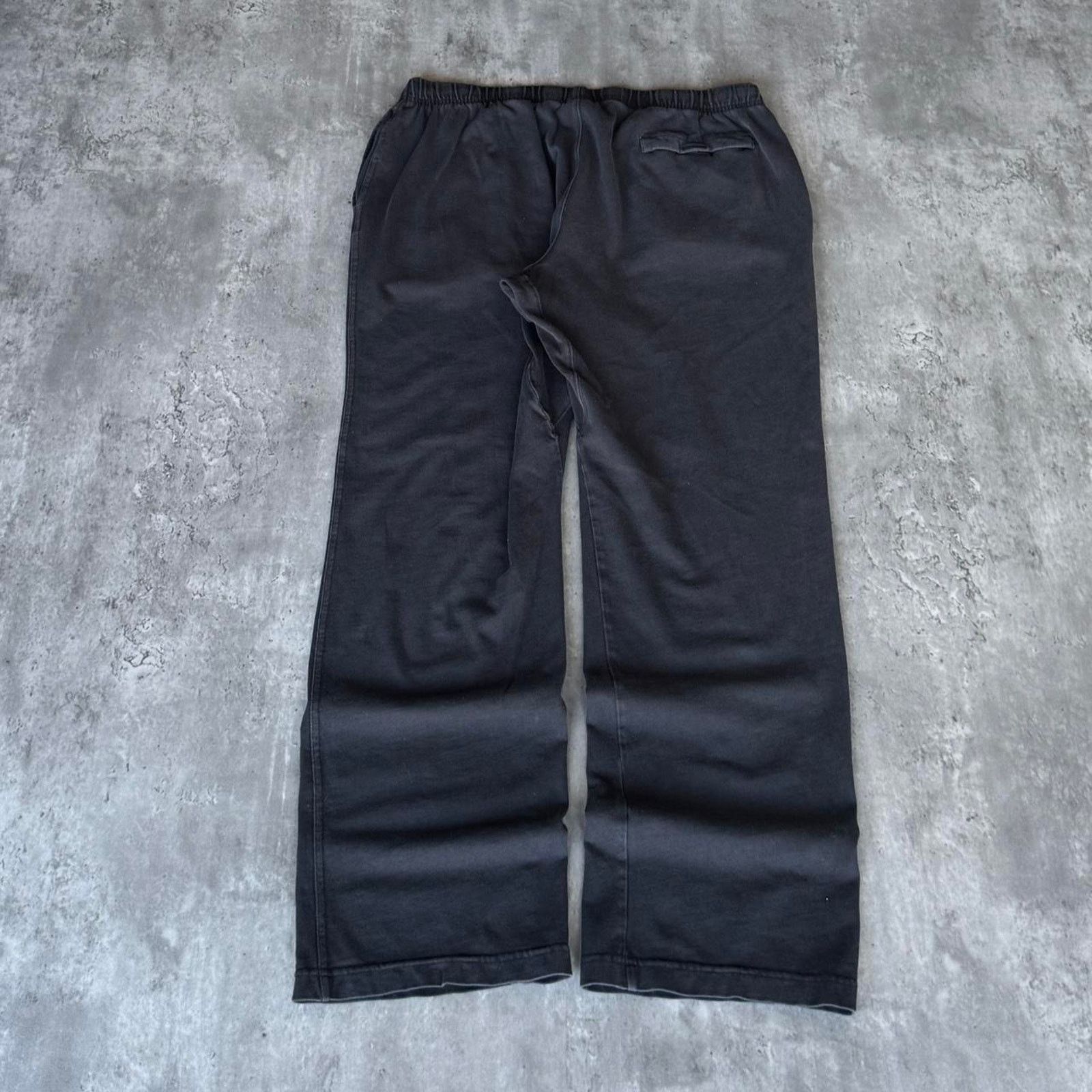 Nike × Nike ACG Vintage Y2K Nike Black & White Grunge Opium Sweatpants Size US 35 - 2 Thumbnail