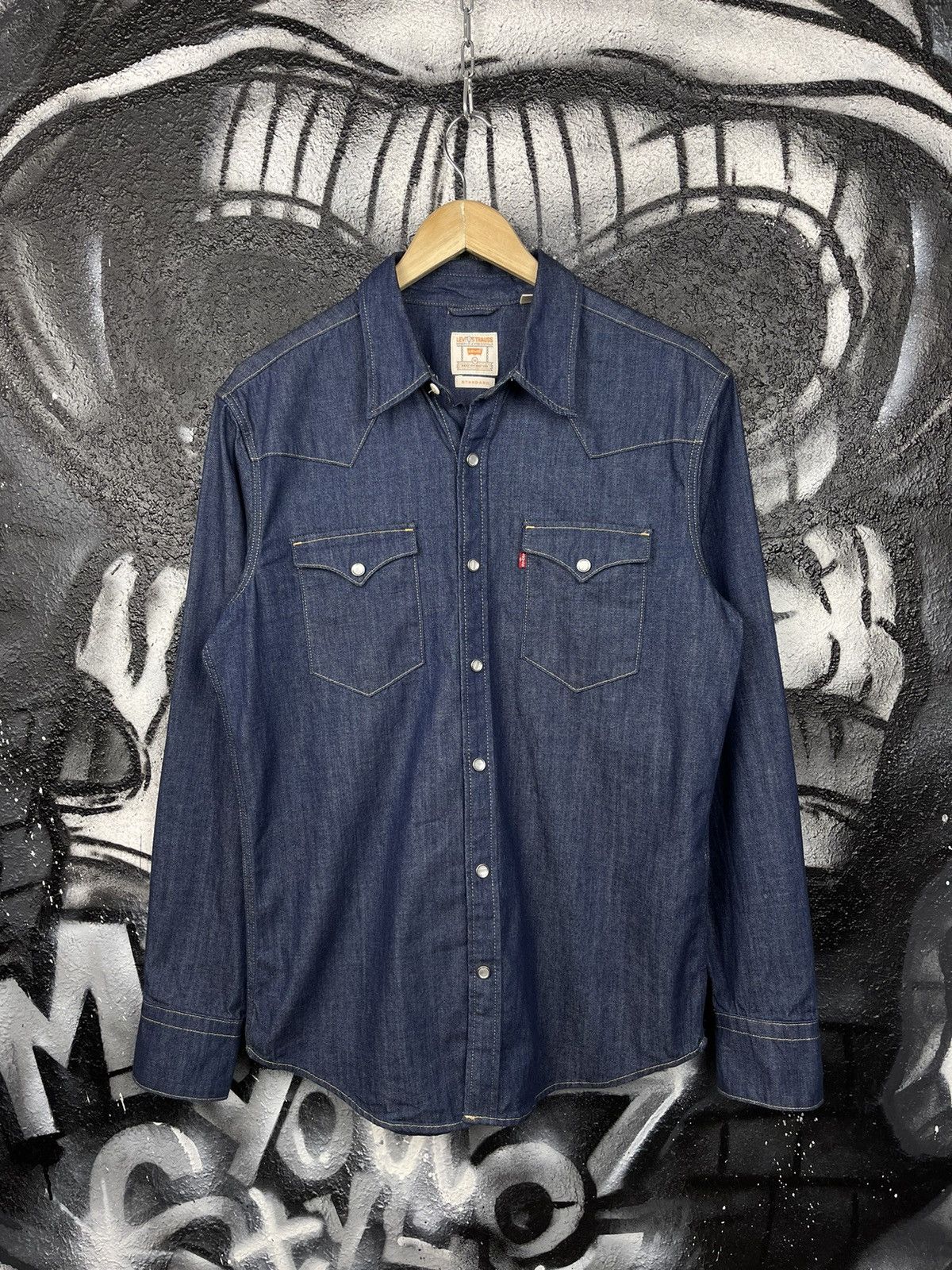 Levi's Vintage Clothing Levi’s Barstow Western Standard Denim Shirt Men’s Size M Size US M / EU 48-50 / 2 - 2 Thumbnail