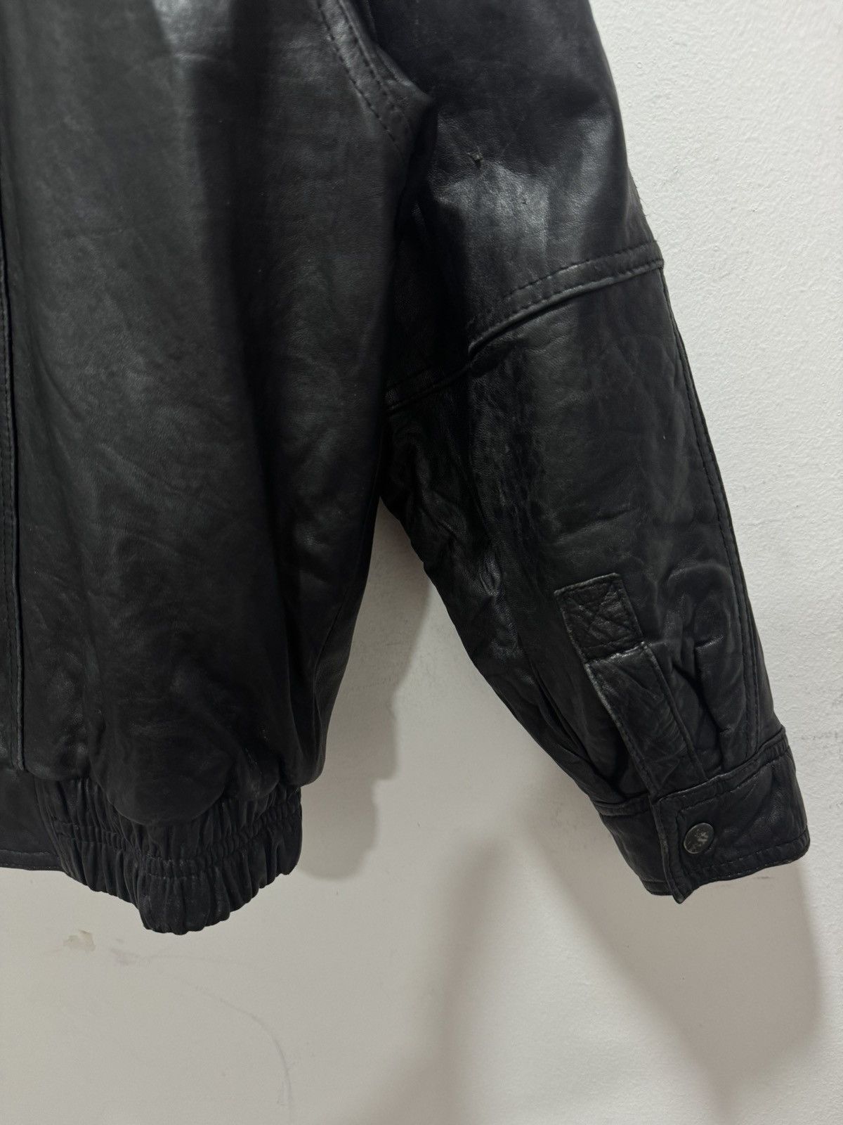 VINTAGE IBEPE JINDO DISTRESSED LEATHER JACKET