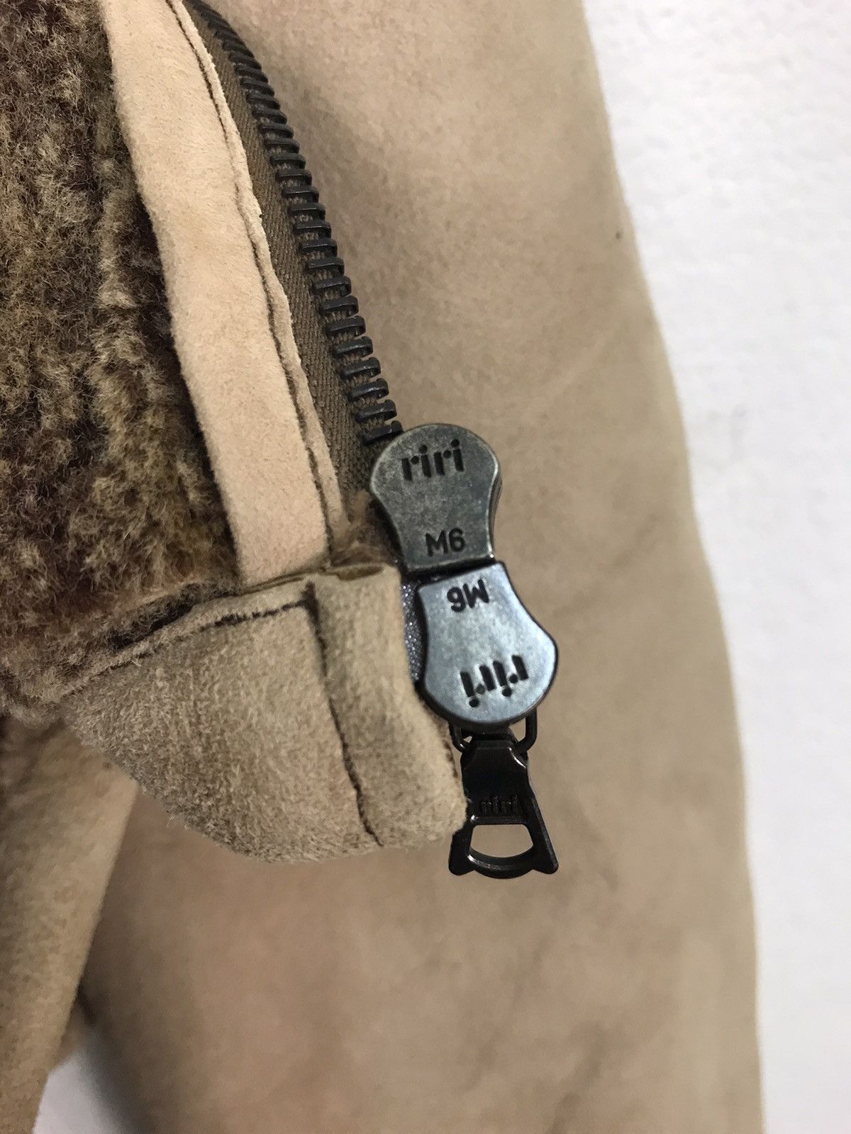 Corneliani VINTAGE CORNELIANI ID Suede Leather Outerwear Jacket Size US L / EU 52-54 / 3 - 8 Thumbnail