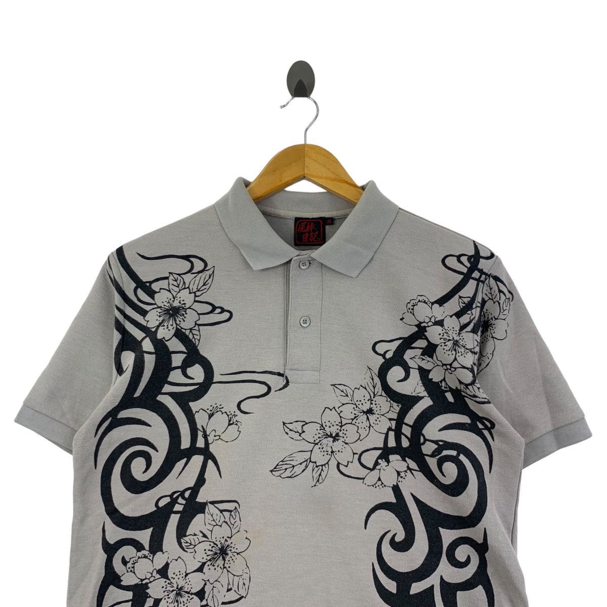Vintage Vintage CHIKIRIYA JAPAN SAKURA Art Polo Size US L / EU 52-54 / 3 - 2 Thumbnail
