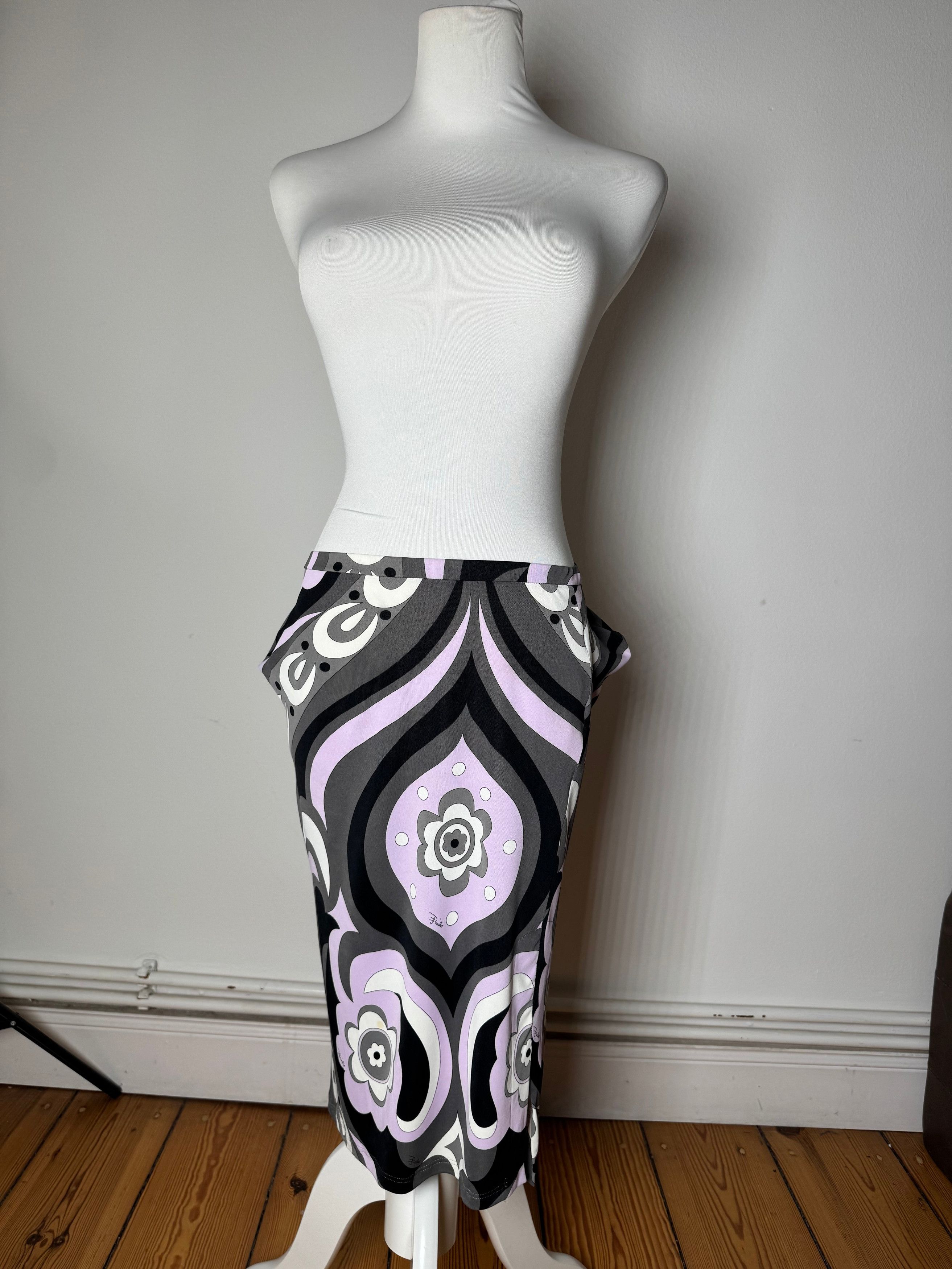 Emilio Pucci Vintage Viscose Abstract Skirt XS Size 24" / US 00 / IT 34 - 1 Thumbnail