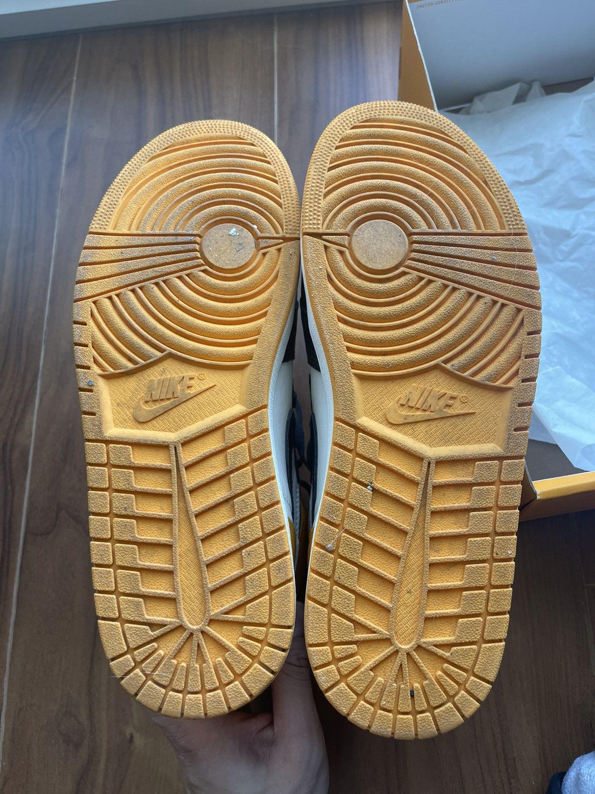 Jordan Brand Jordan 1 Hi OG Taxi Toe Size US 12 Very New Size US 12 / EU 45 - 9 Thumbnail