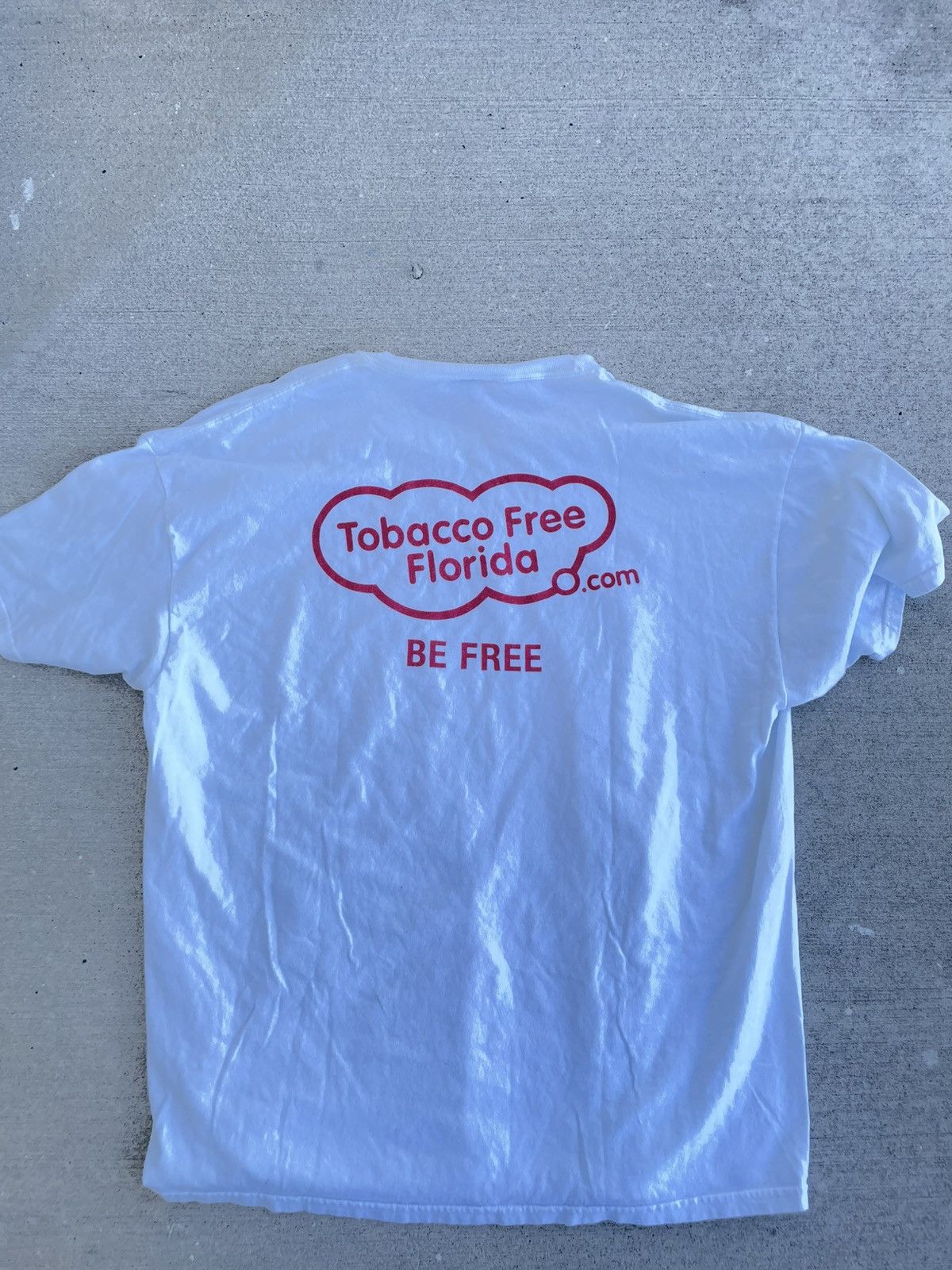 Hanes × Vintage Vintage Tampa Bay Buccaneers Hanes Heavyweight T-Shirt Size US XL / EU 56 / 4 - 3 Thumbnail