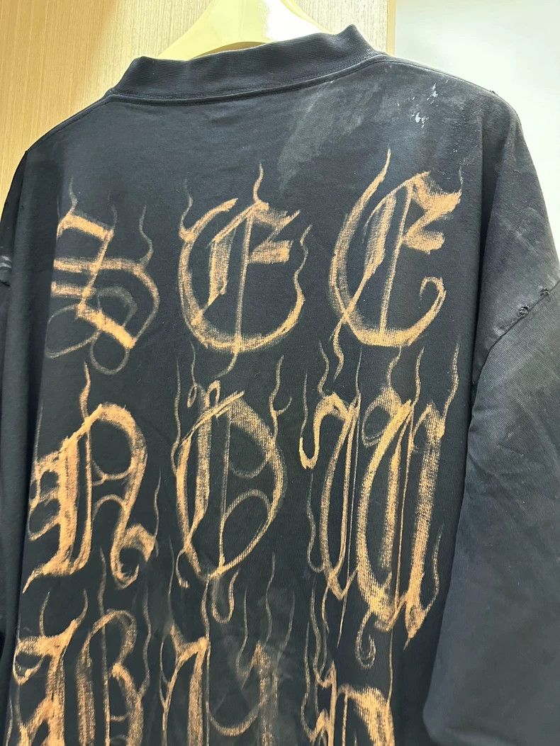 Balenciaga Balenciaga Metal Gothic Letter Logo Dirty Worn Distressed Size US M / EU 48-50 / 2 - 6 Thumbnail