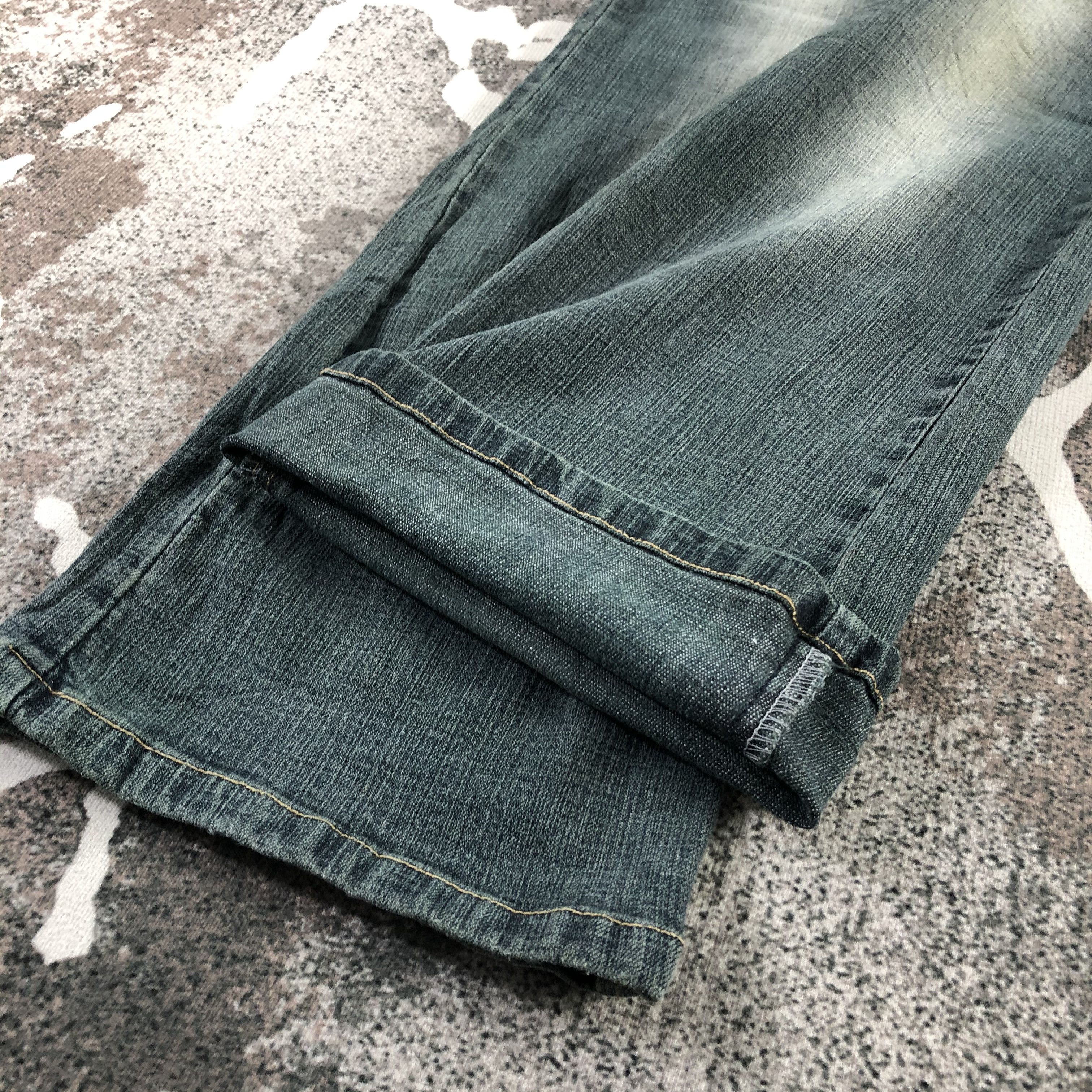 Japanese Brand Vintage 90s Japanese Brand Faded Blue Flare Denim Size US 28 / EU 44 - 5 Thumbnail