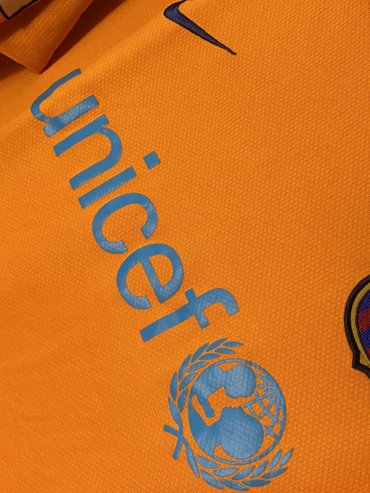 Nike 2006 Vintage Barcelona Nike Soccer Jersey UNICEF top Size US M / EU 48-50 / 2 - 8 Thumbnail