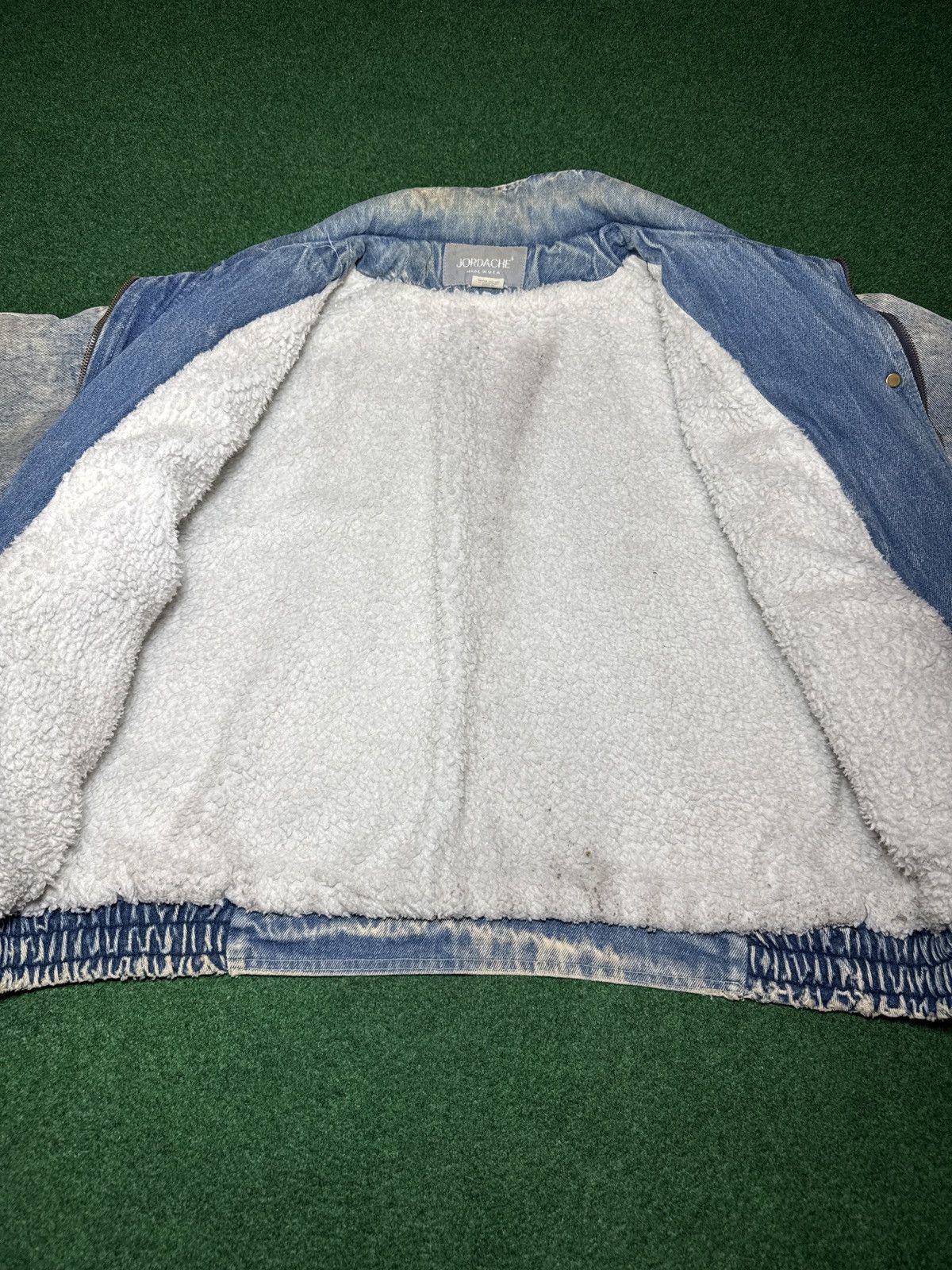Jordache Vintage Jordache Acid Wash Distressed Lined L Denim Jacket Size L / US 10 / IT 46 - 4 Thumbnail