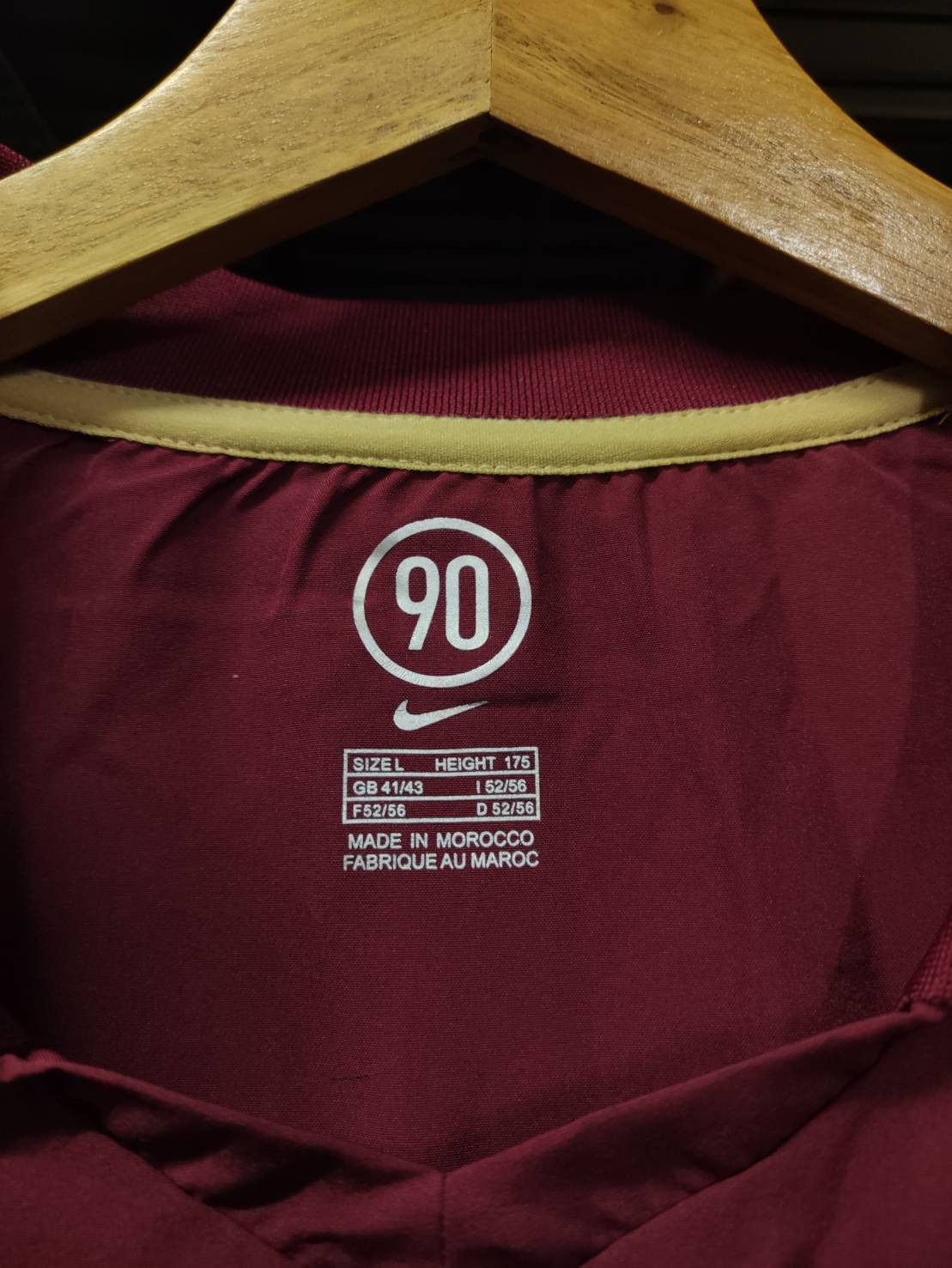 Nike Vtg 00's Arsenal Bergkamp No.10 " Farewell to Highbury " L/S Size US L / EU 52-54 / 3 - 7 Thumbnail