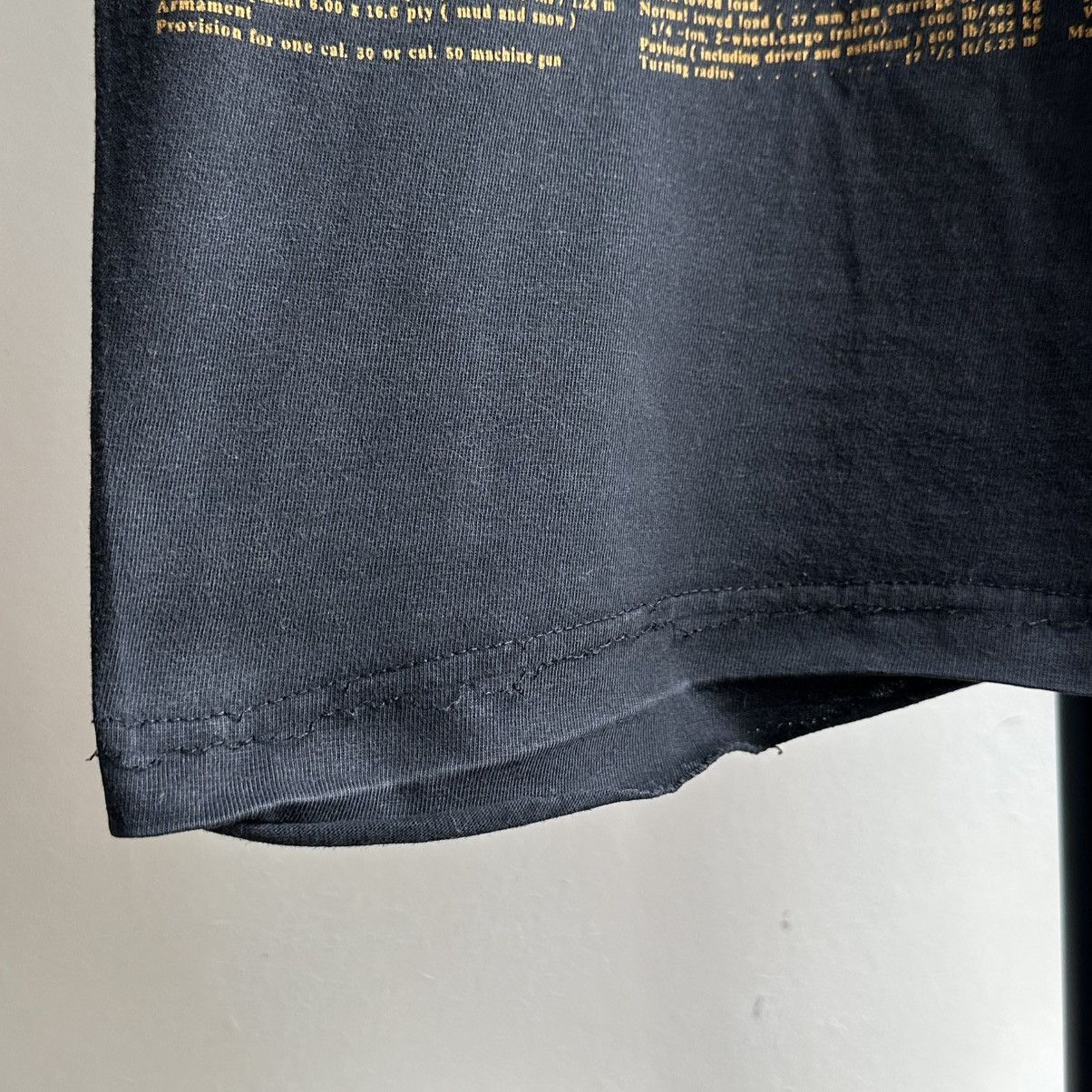 Jeep × Vintage VINTAGE 90s JEEP AMERICAN MILITARY CAR TEE Size US S / EU 44-46 / 1 - 8 Thumbnail