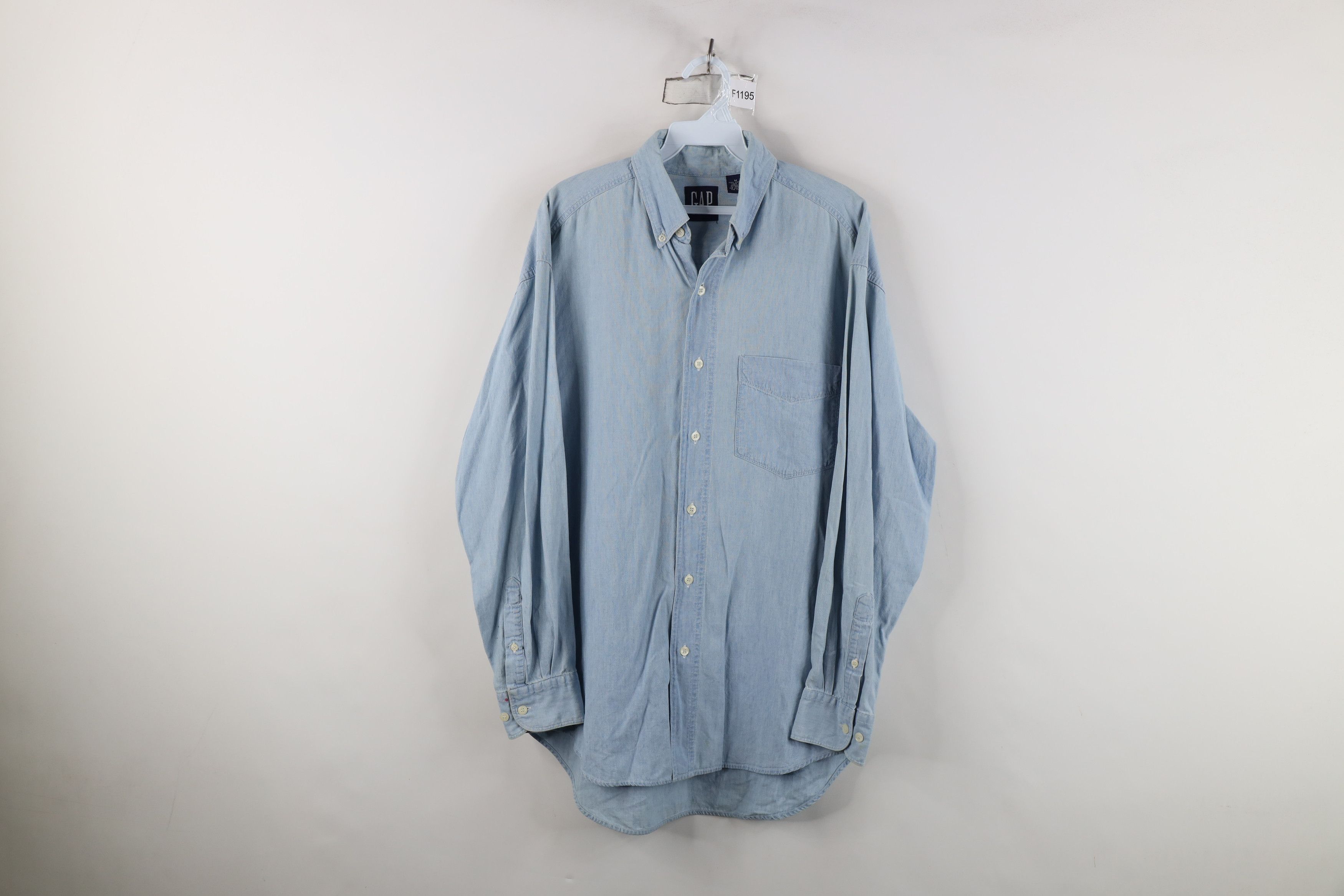 Gap Vintage 90s Gap Denim Jean Collared Button Down Shirt Blue Size US M / EU 48-50 / 2 - 1 Thumbnail