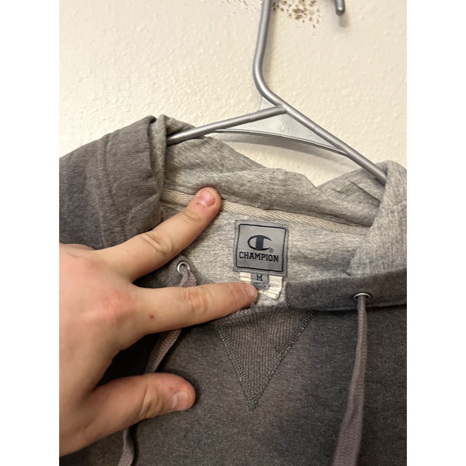 Champion Champion Hoodie Mens M Gray Logo Embroidered Hooded Pullover Shirt Size US M / EU 48-50 / 2 - 3 Thumbnail