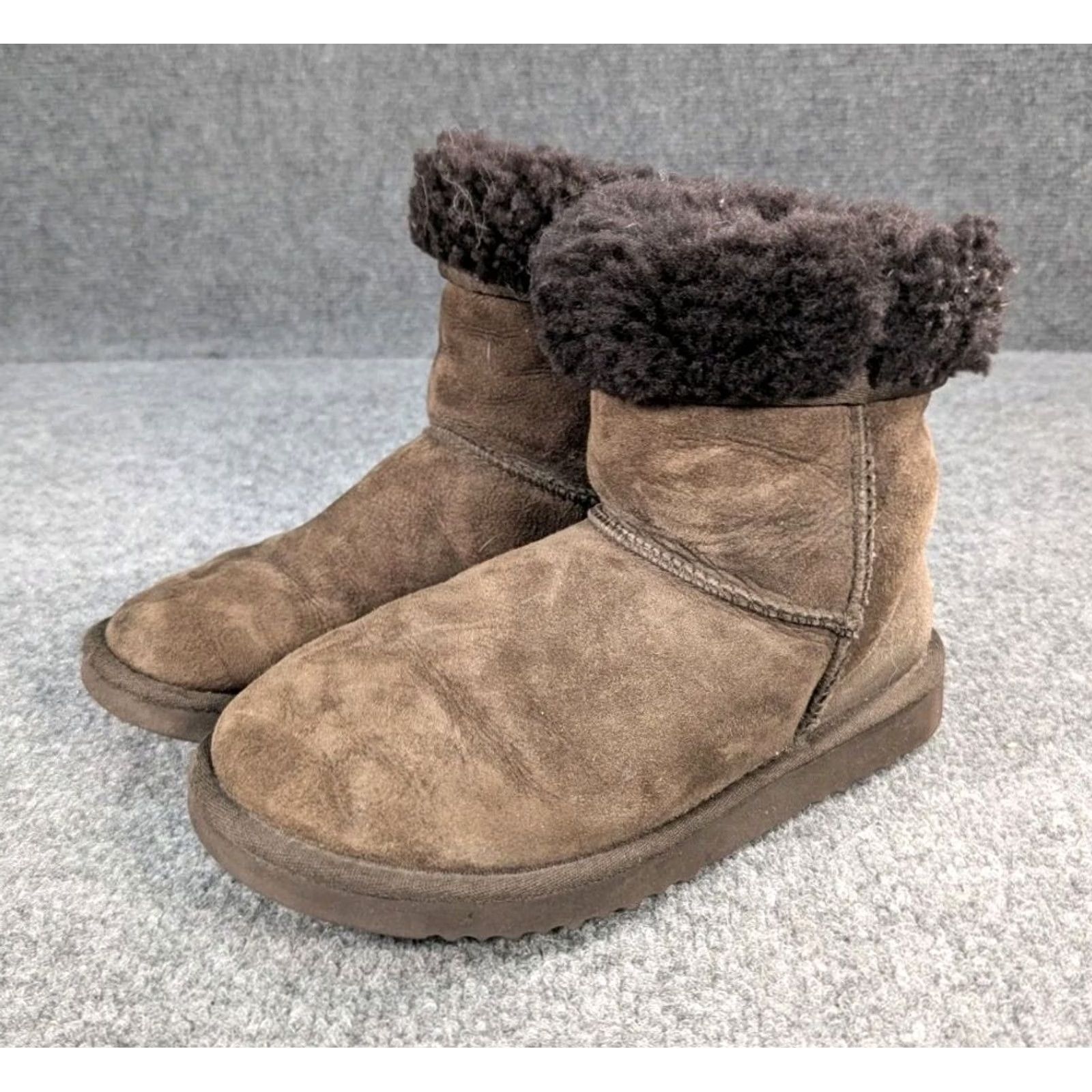 Ugg UGG Boots Womens Brown Australia Women Leather Sheepskin Lined Classic Short Size Size 28" / US 6 / IT 42 - 2 Thumbnail