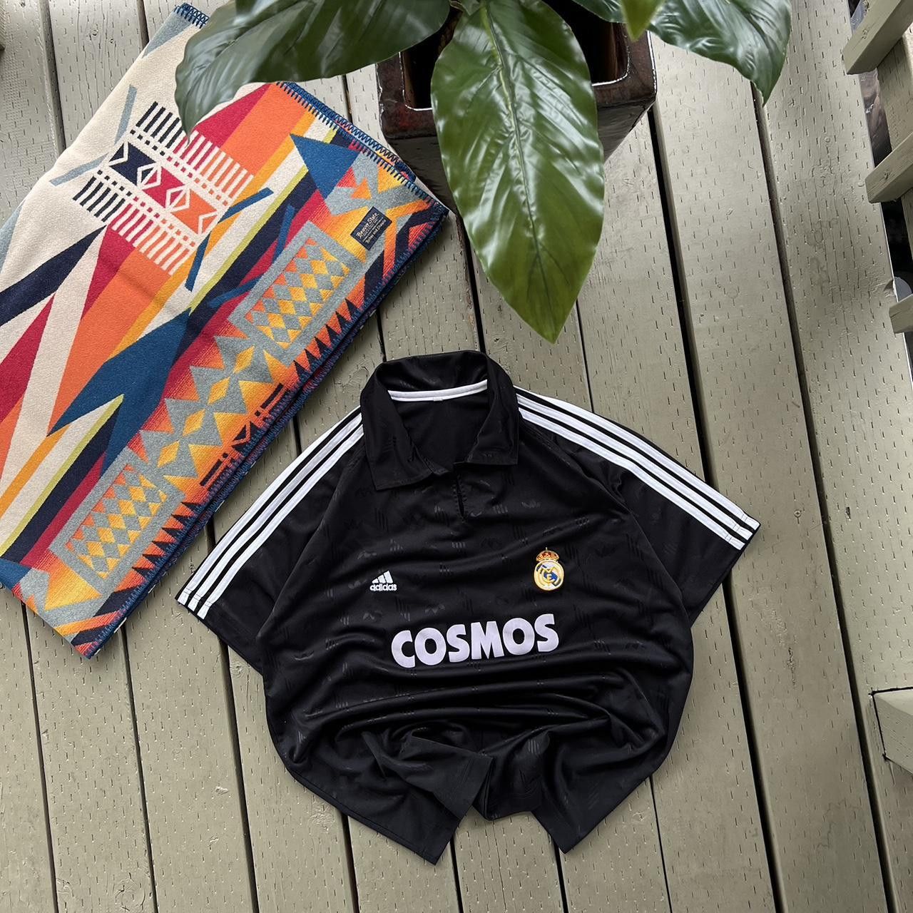 Adidas Real Madrid soccer jersey 2000 2001 Size XL Vintage Rare Size US XL / EU 56 / 4 - 1 Thumbnail