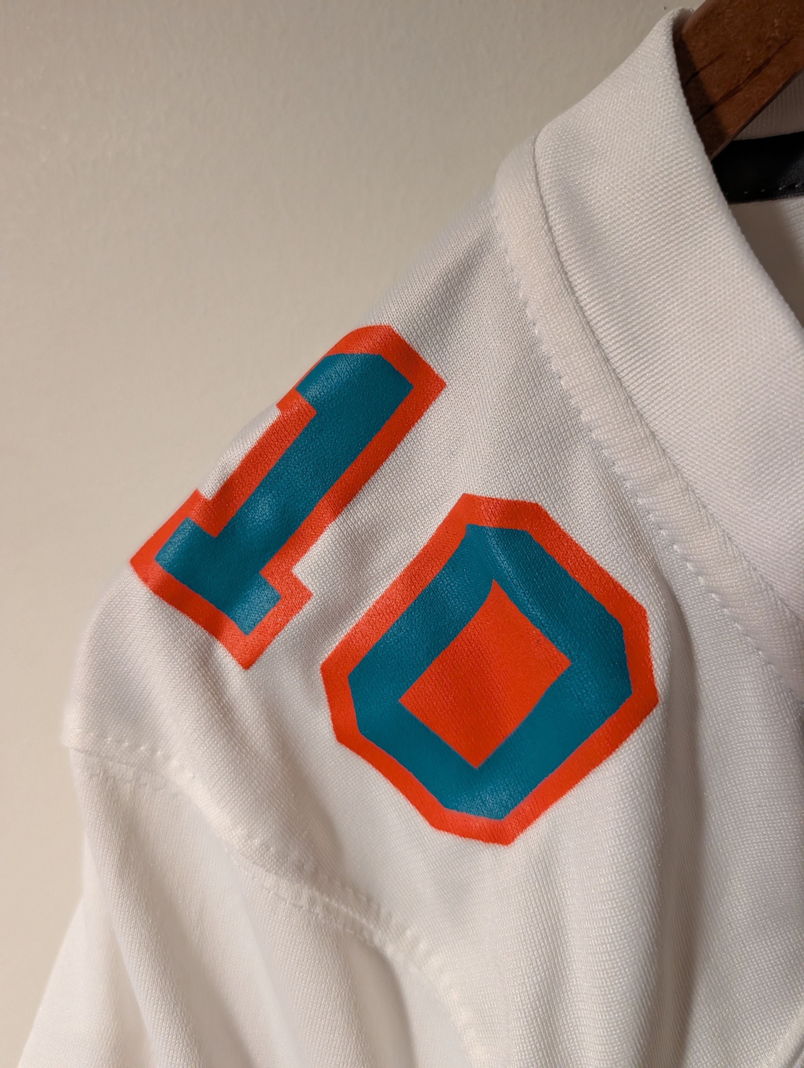 Nike Nike Miami Dolphins Hill #10 NFL Jersey Women’s Size L Size L / US 10 / IT 46 - 7 Thumbnail