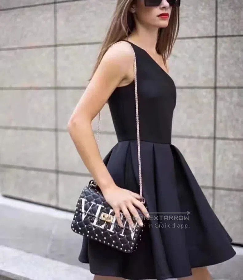Valentino Valentino Dresses with slanted shoulders for women Size XS / US 0-2 / IT 36-38 - 1 Thumbnail