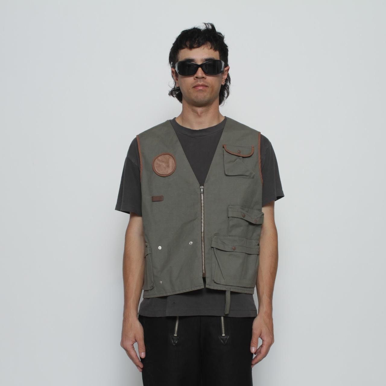 Vintage GREEN WITH BROWN TRIM DETAIL UTILITY POCKET VEST Size US XL / EU 56 / 4 - 1 Thumbnail