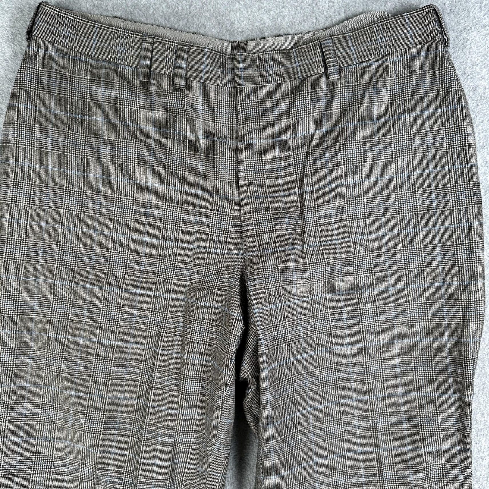 Vintage Oxford Clothes Mens Dress Pants 36x30 Gray Plaid Wool Pleated Cuffed Trousers Size US 36 / EU 52 - 2 Thumbnail