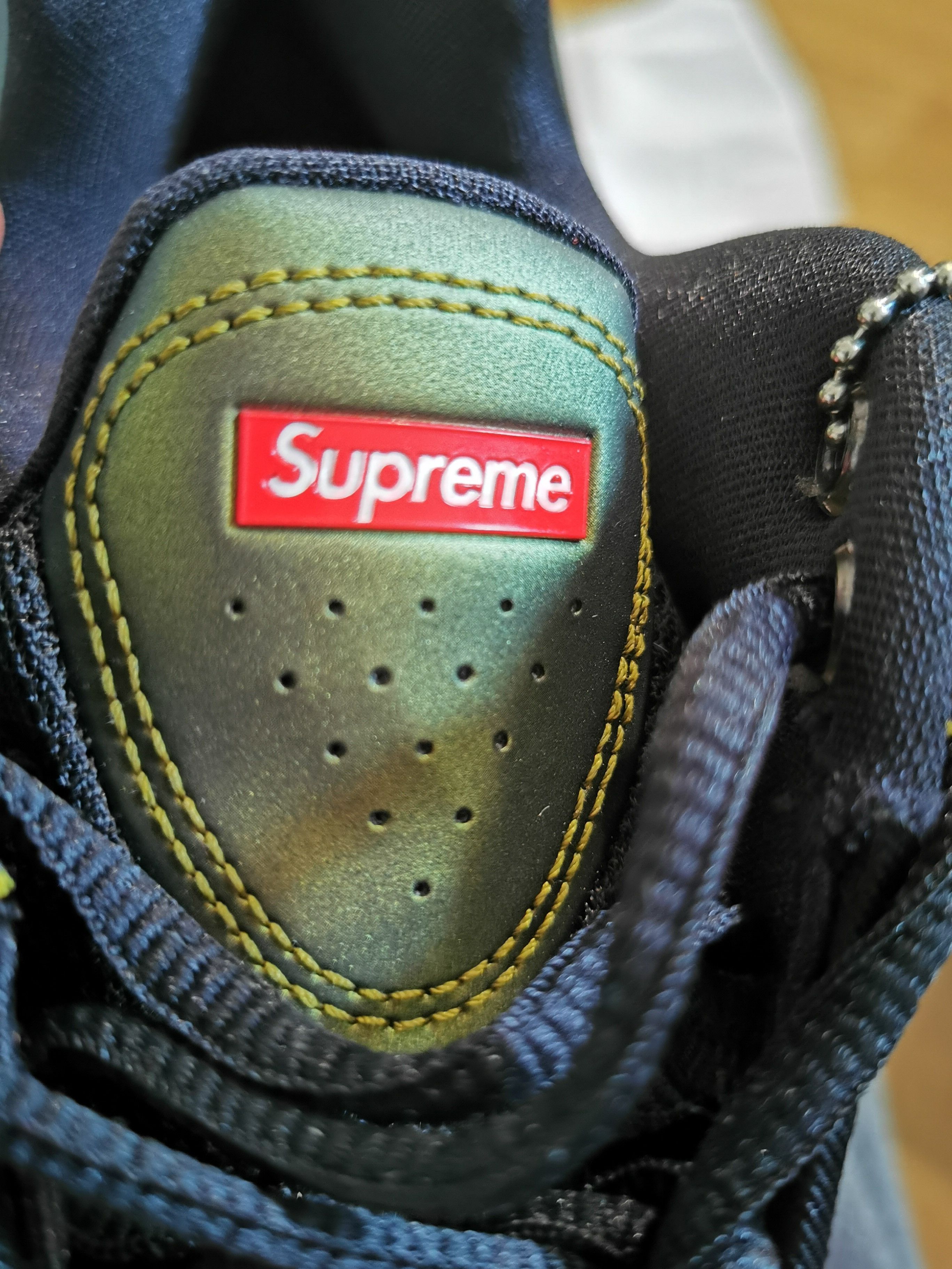 Nike × Supreme Rare collaboration Supreme x Nike Air Zoom Courtposite SP Size US 9.5 / EU 42-43 - 12 Thumbnail