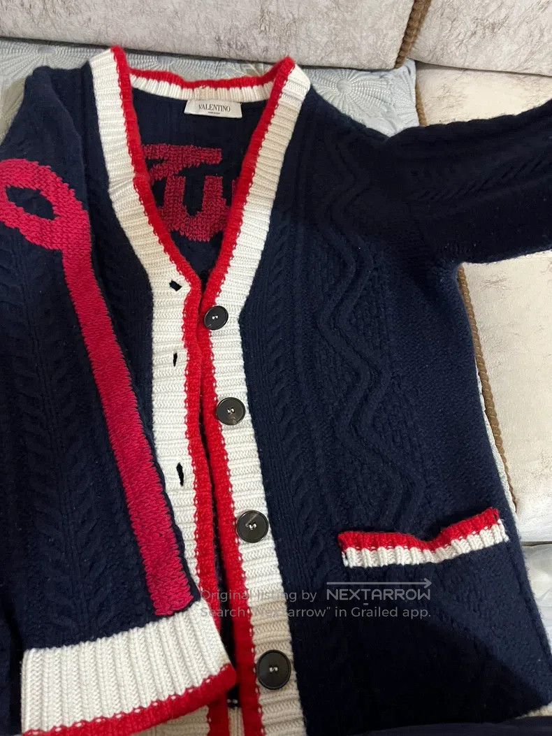Valentino Valentino Wool and cashmere blend knitted cardigan Size M / US 6-8 / IT 42-44 - 3 Thumbnail
