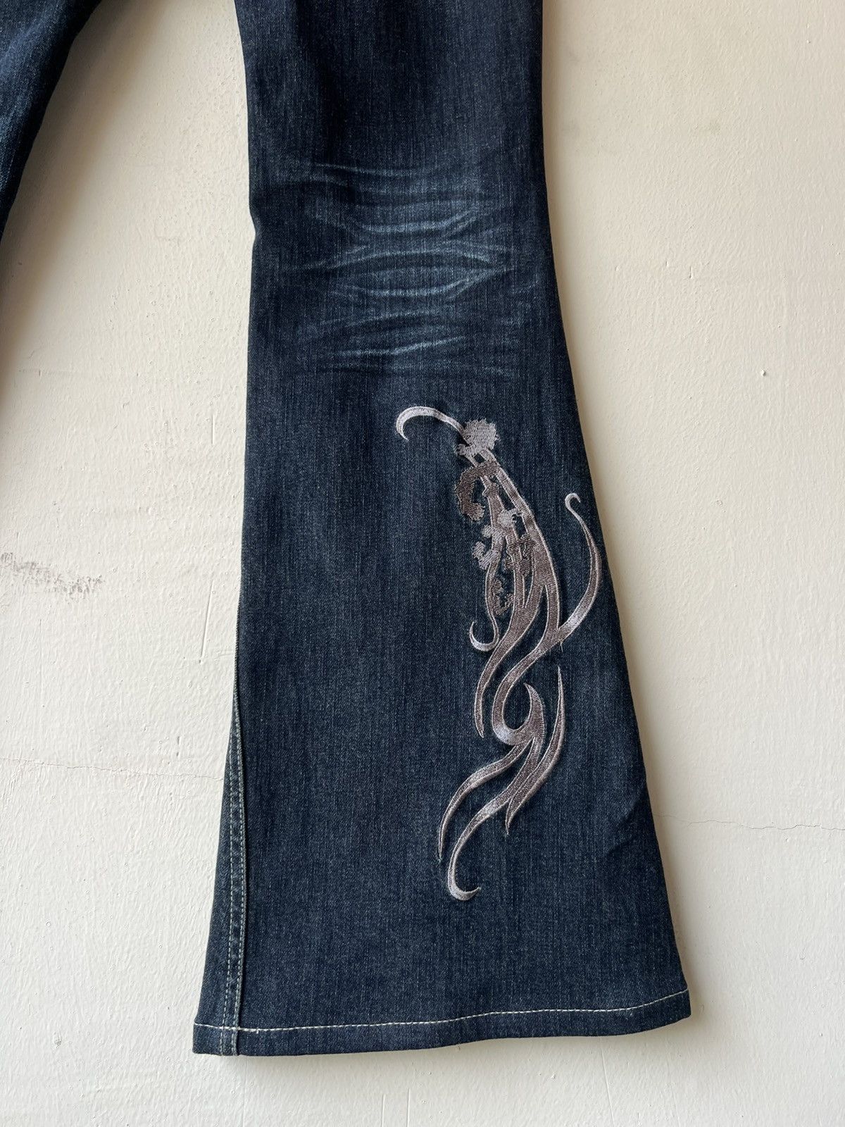 Tornado Mart Tornado Mart Embroidery Tribal Denim Super Flare Jeans Size US 30 / EU 46 - 20 Thumbnail