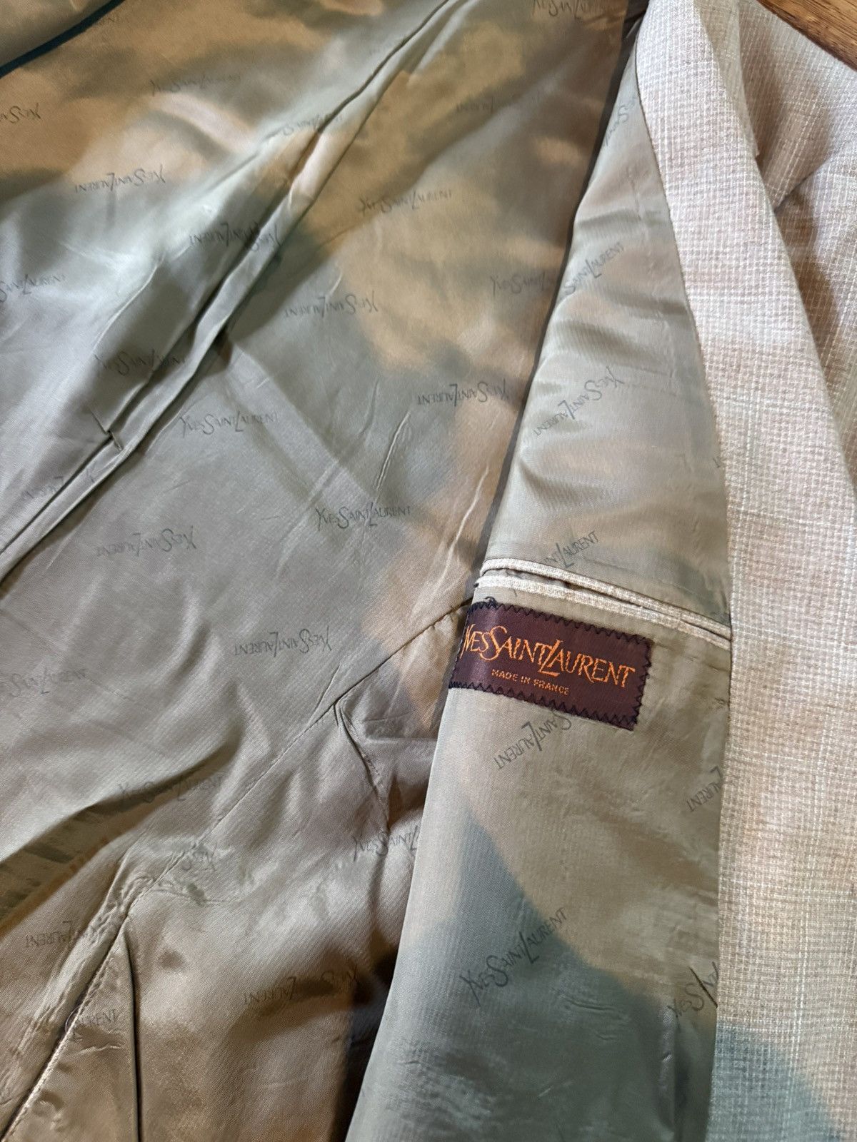 Yves Saint Laurent Yves Saint Laurent VINTAGE beige suit / sport coat Size 38L - 5 Thumbnail