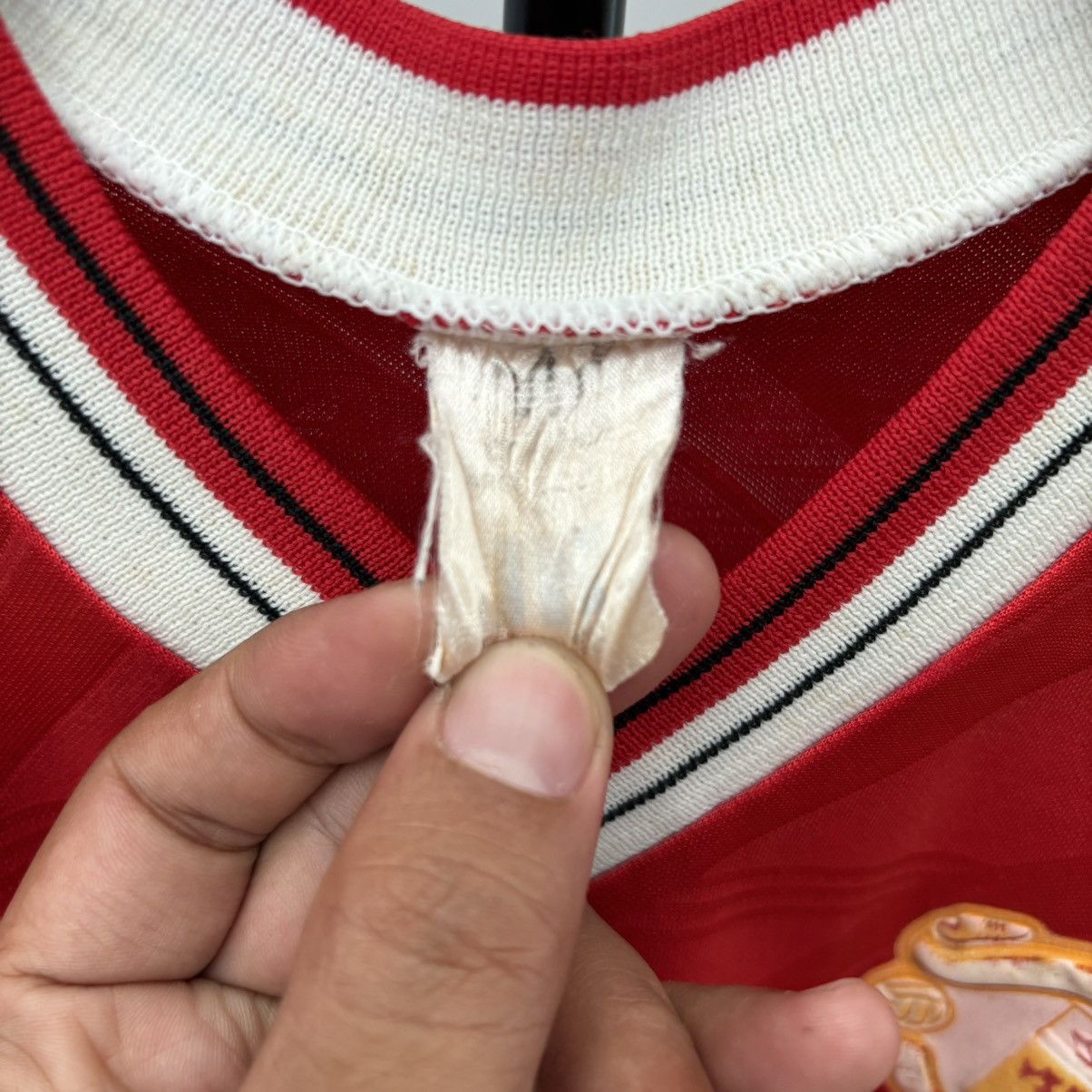 Adidas × Vintage Vintage 80’s Manchester United Jersey Football Club Soccer Size US S / EU 44-46 / 1 - 5 Thumbnail