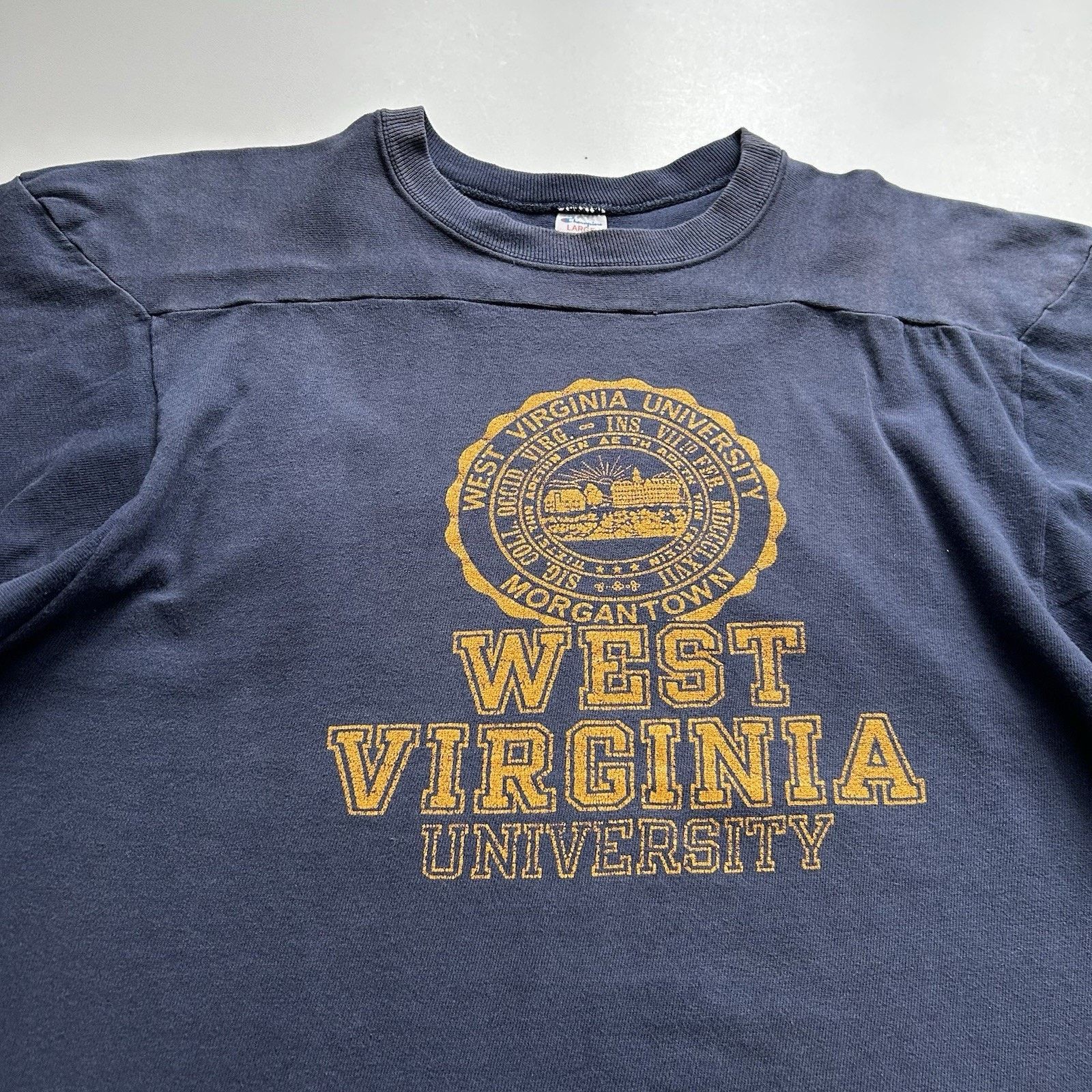 Champion × NCAA × Vintage Vintage 80s West Virginia University Champion T Shirt Large Size US L / EU 52-54 / 3 - 2 Thumbnail
