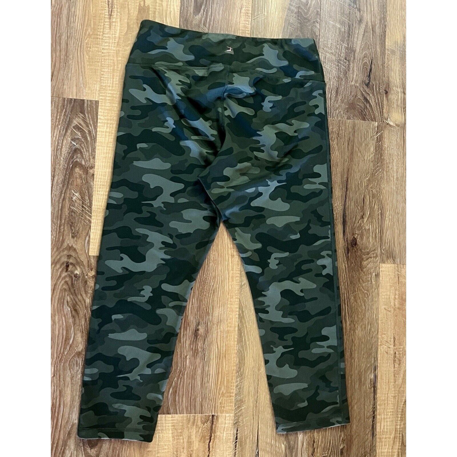 Other Danskin Ladies' High Rise Olive Green Camo Size L Legging Size 30" / US 8 / IT 44 - 2 Thumbnail