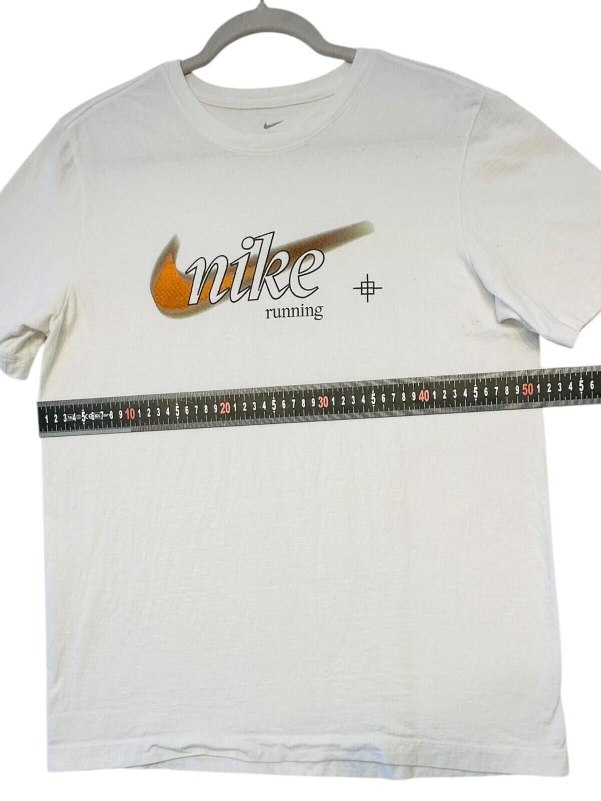 Nike Nike Running T-Shirt Men's UK Size M White Graphic Print Size US M / EU 48-50 / 2 - 11 Thumbnail