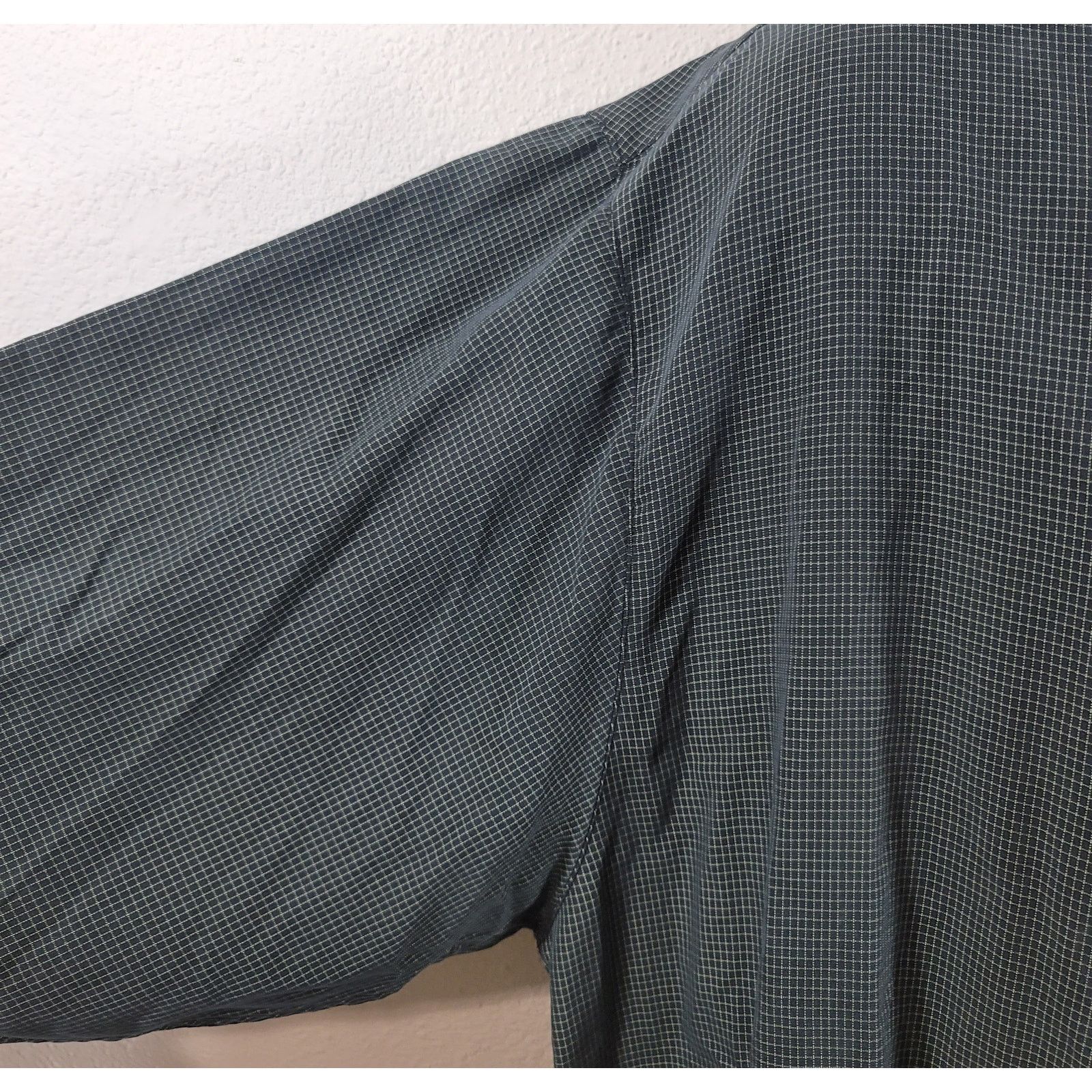 Other Tri-Mountain Black Check Button Up C17 Embroidered Shirt XL Size US XL / EU 56 / 4 - 6 Thumbnail