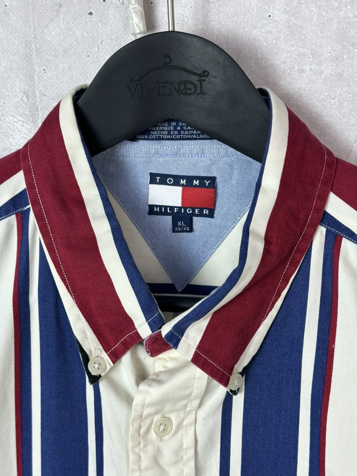 Tommy Hilfiger Vintage Tommy Hilfiger Stripped Logo Short Sleeve Shirt Size US XL / EU 56 / 4 - 4 Thumbnail