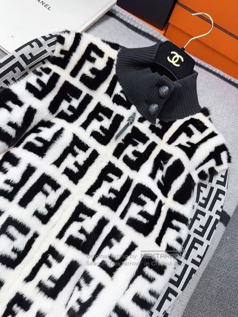 Fendi Fendi Black and White Monogram Diamond Pattern Mink Fur Ja Size M / US 6-8 / IT 42-44 - 9 Thumbnail