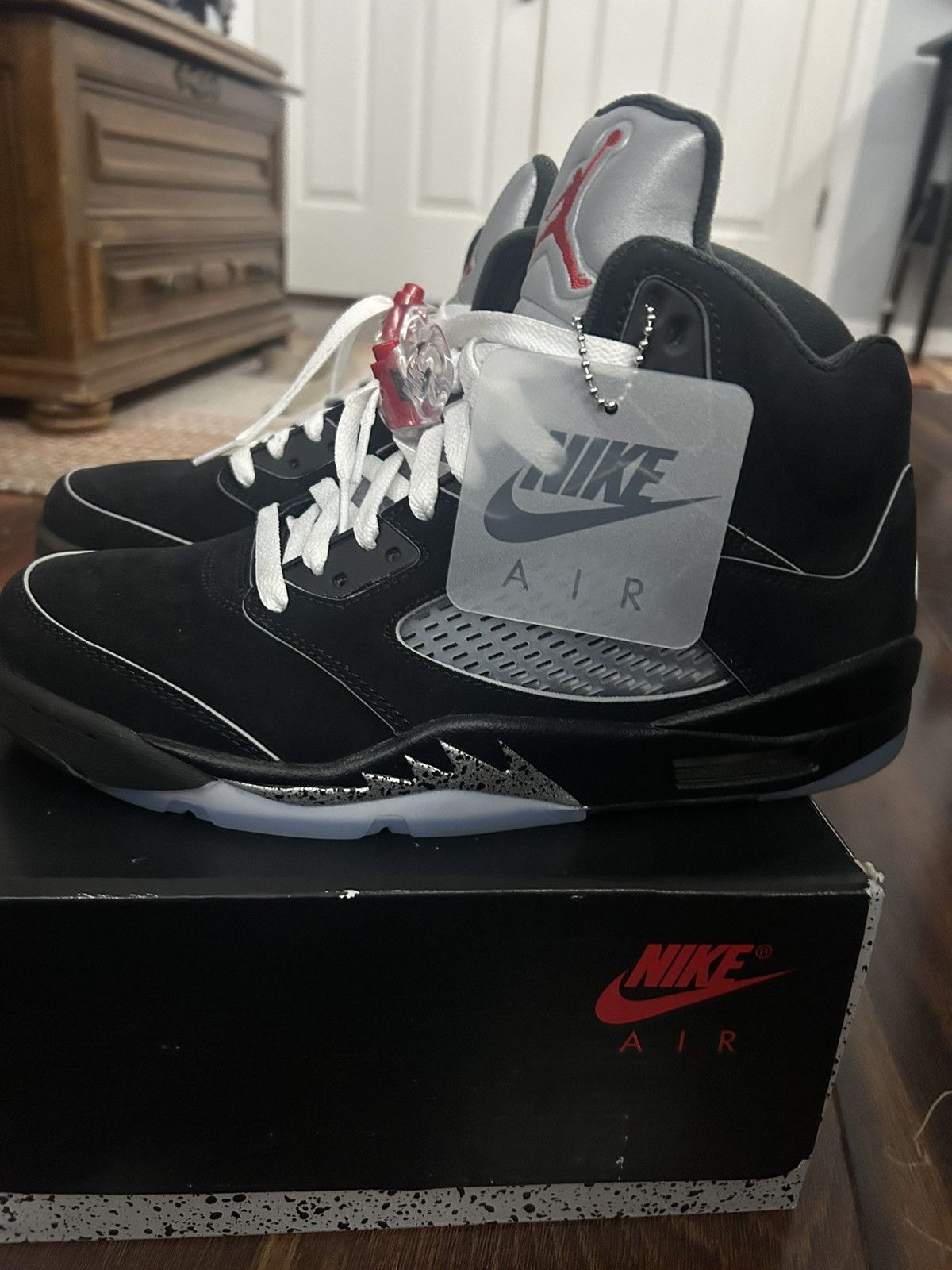 NIKE AIR JORDAN BLACK METALLIC SIZE 9