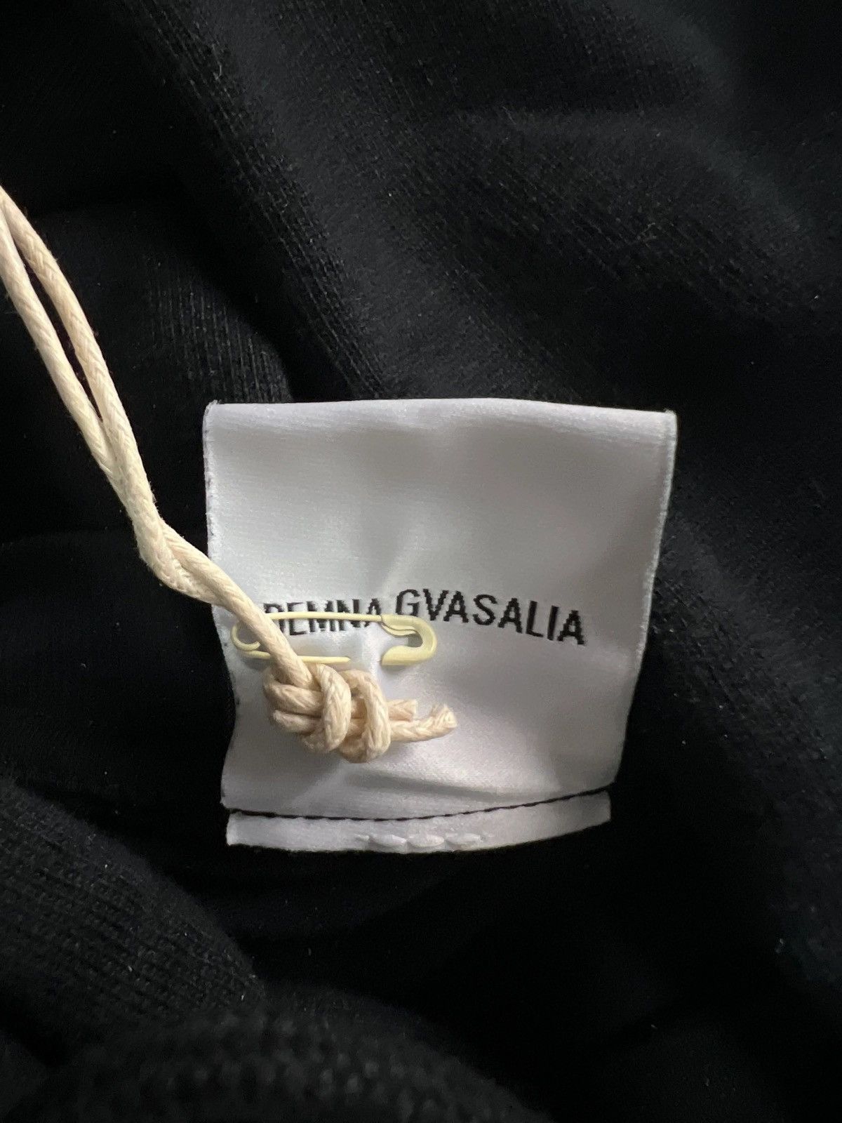 Vetements Vetements Graffiti Hoodie Size US L / EU 52-54 / 3 - 5 Thumbnail