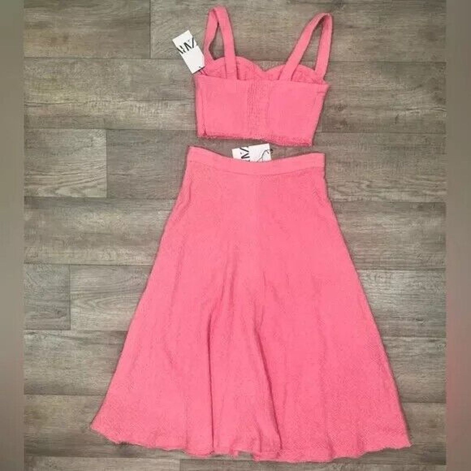 Zara ZARA BLOGGER FAVE! Crop Top + High-Waisted Long Skirt NWT Size L / US 10 / IT 46 - 24 Thumbnail
