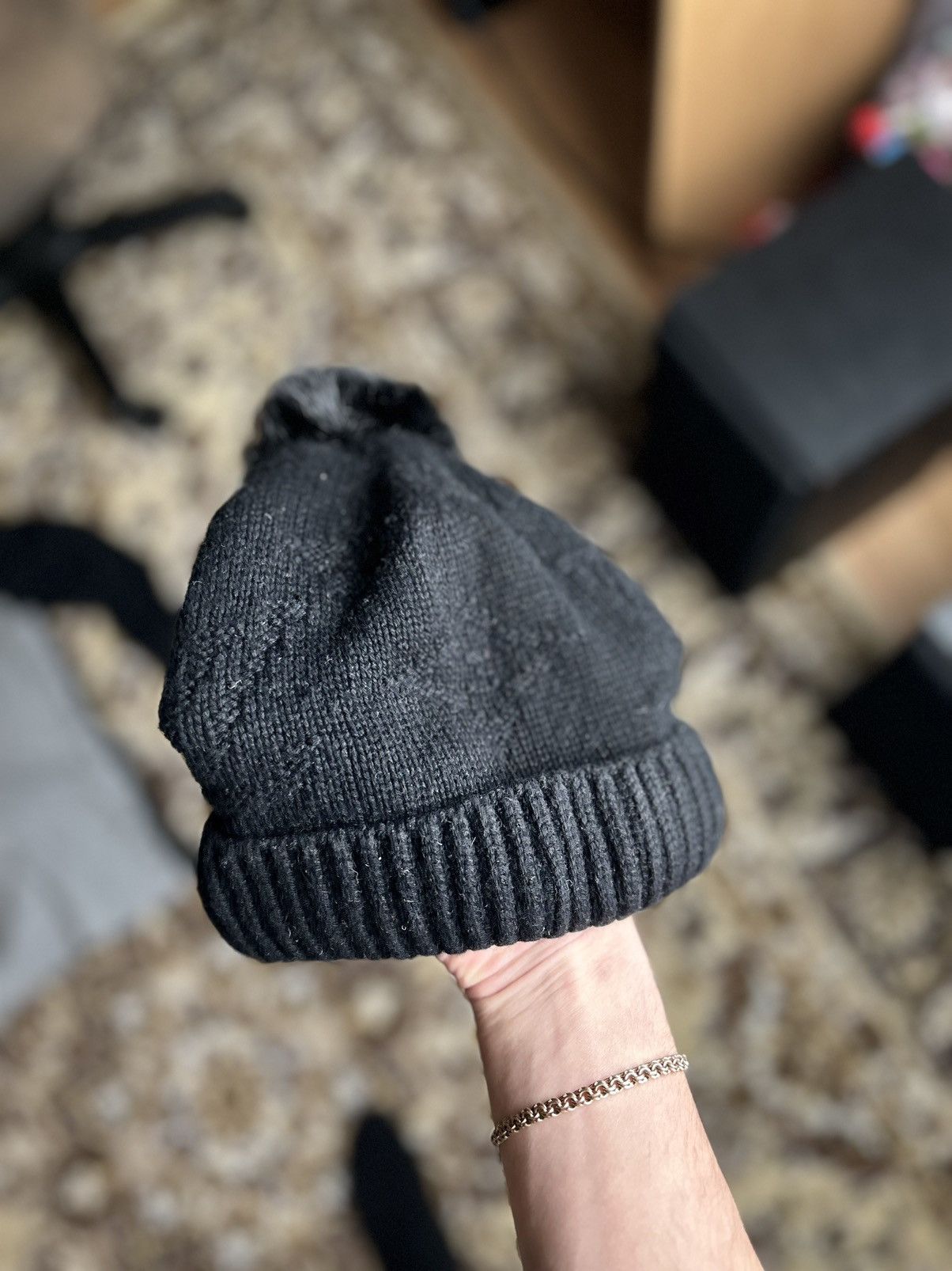 Louis Vuitton Black Monogram Hat Louis Vuitton 100% Cashmere Mink Size ONE SIZE - 5 Thumbnail