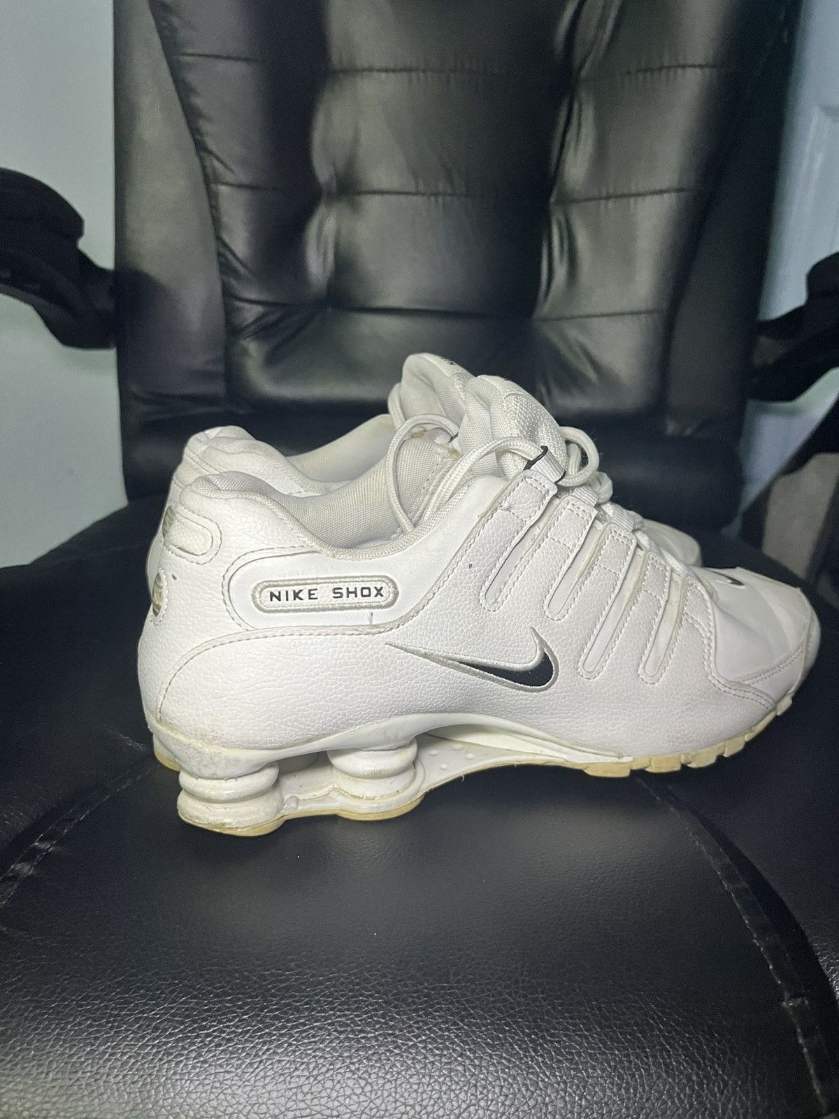 Nike Nike Shox NZ Leather Shoes Mens Size 8.5 White Size US 8.5 / EU 41-42 - 11 Thumbnail