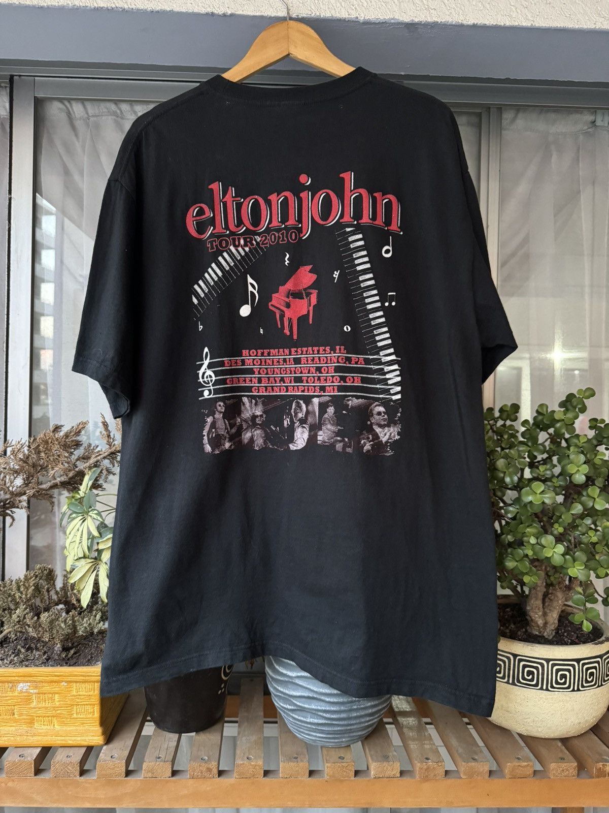 Band Tees × Vintage Elton John tour 2010 Size US XL / EU 56 / 4 - 2 Thumbnail