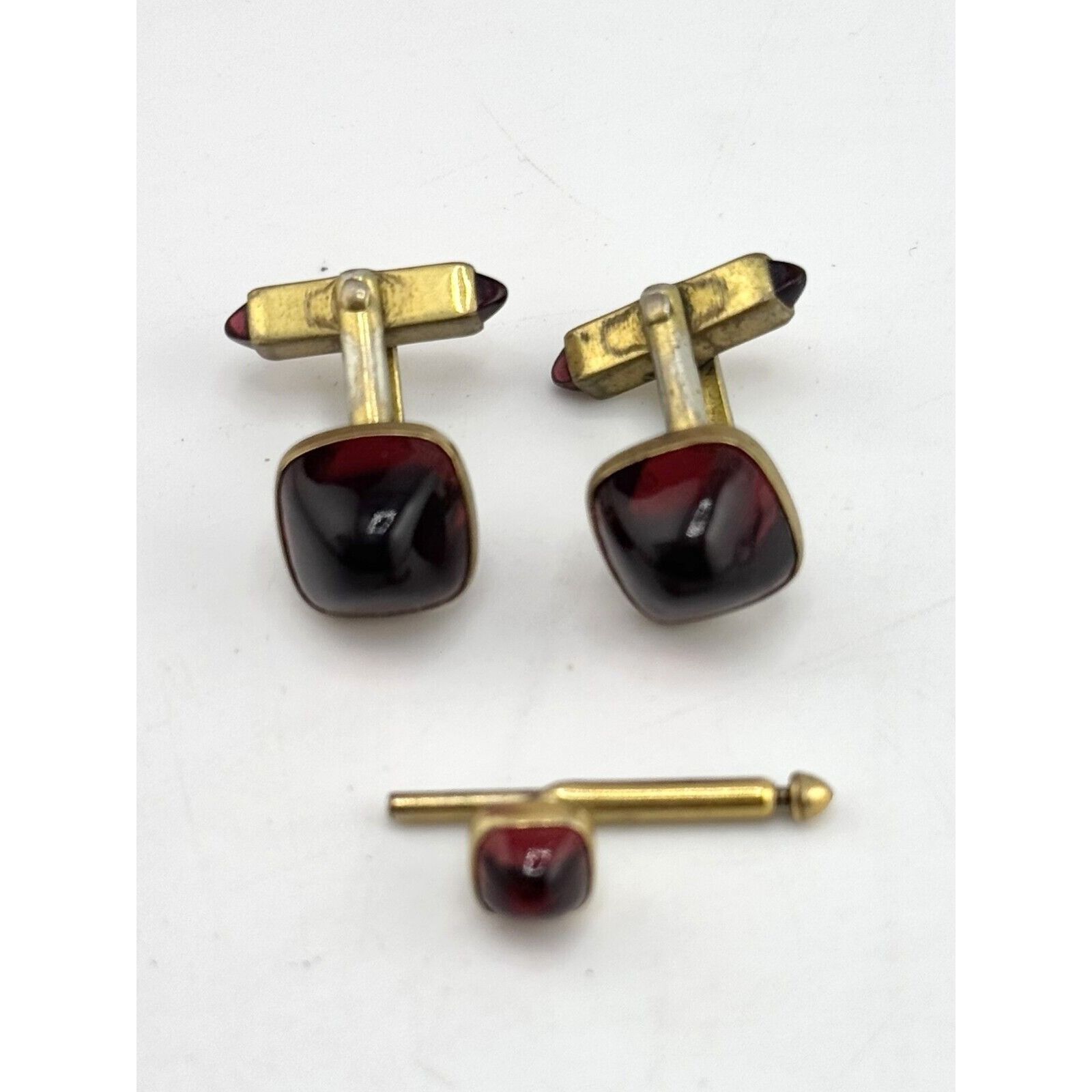 Vintage Vintage red glass swank cuff links & tuxedo stud set Size ONE SIZE - 3 Thumbnail