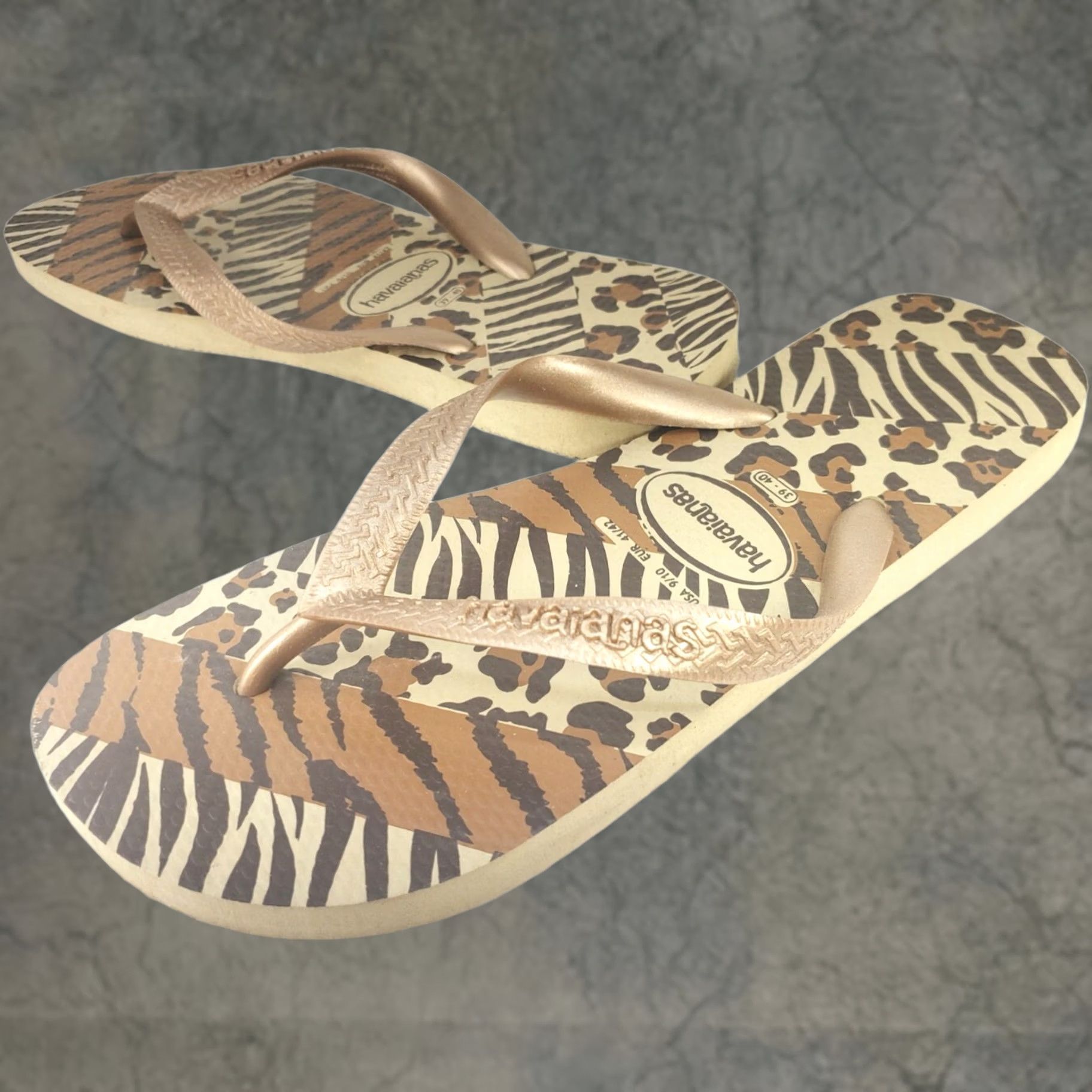 Vintage Havaianas Flip Flops Women's Size 9-10 Brown Gold Tiger Striped Slip On Sandal Pattern Straps Footbed Rubber Size US 9 / IT 39 - 1 Thumbnail