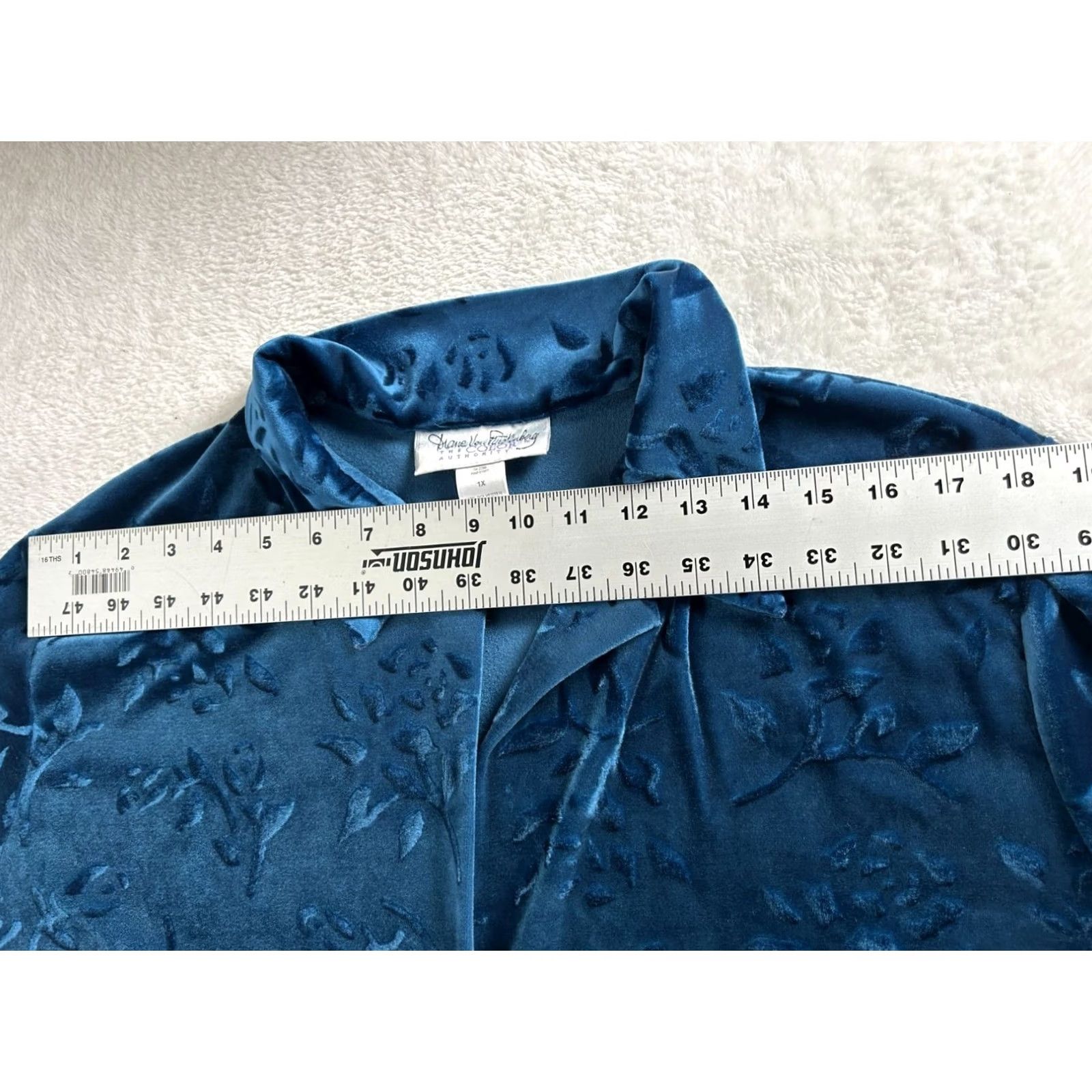 Diane von Furstenberg Diane von Furstenberg Shirt Womens 1X Blue Velvet Floral Button Long Sleeve Size XL / US 12-14 / IT 48-50 - 6 Thumbnail