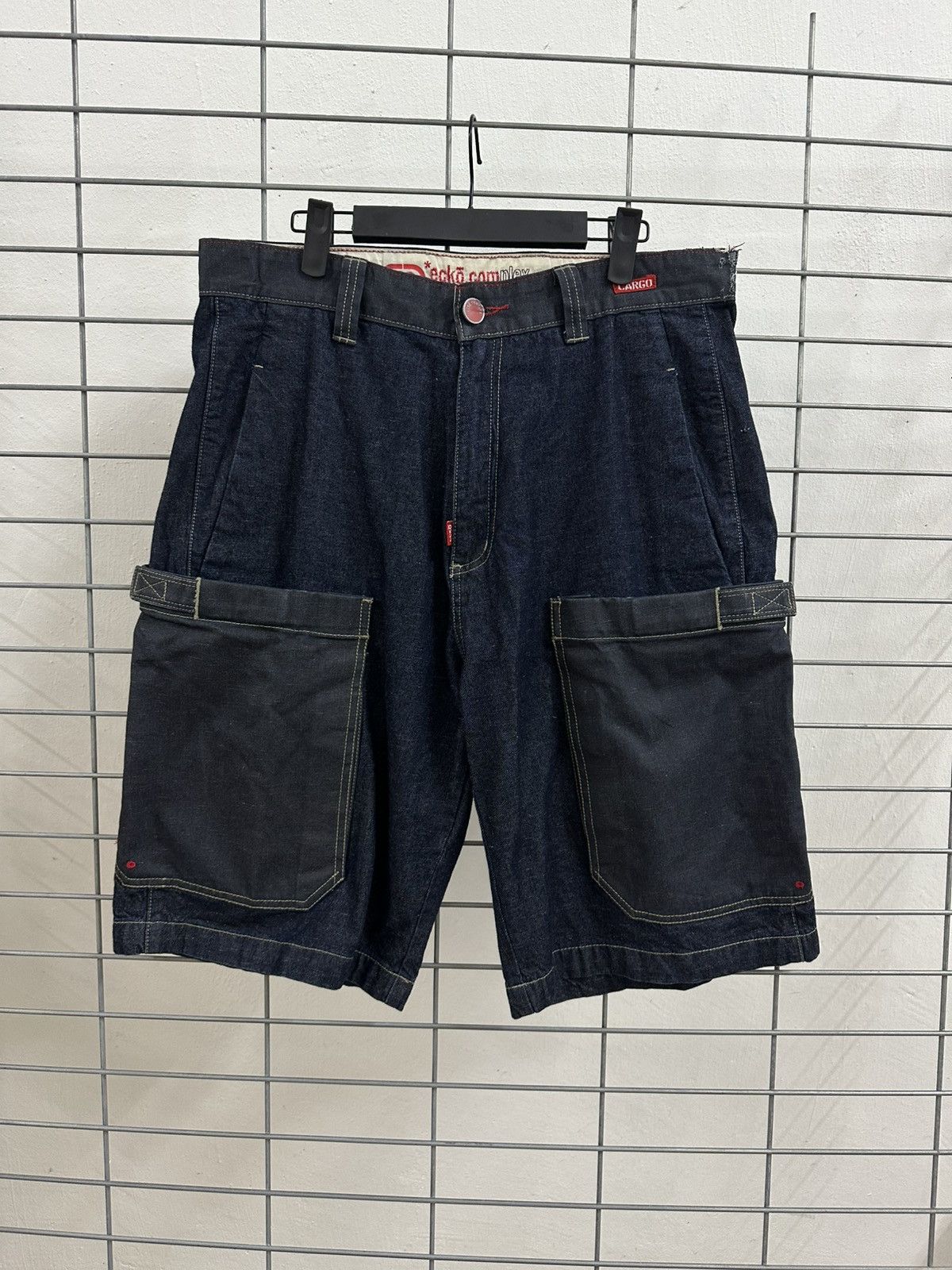 Ecko Unltd. Rare And Beautiful Ecko Unltd. Big Front Pocket Cargo Jorts Size US 34 / EU 50 - 1 Thumbnail