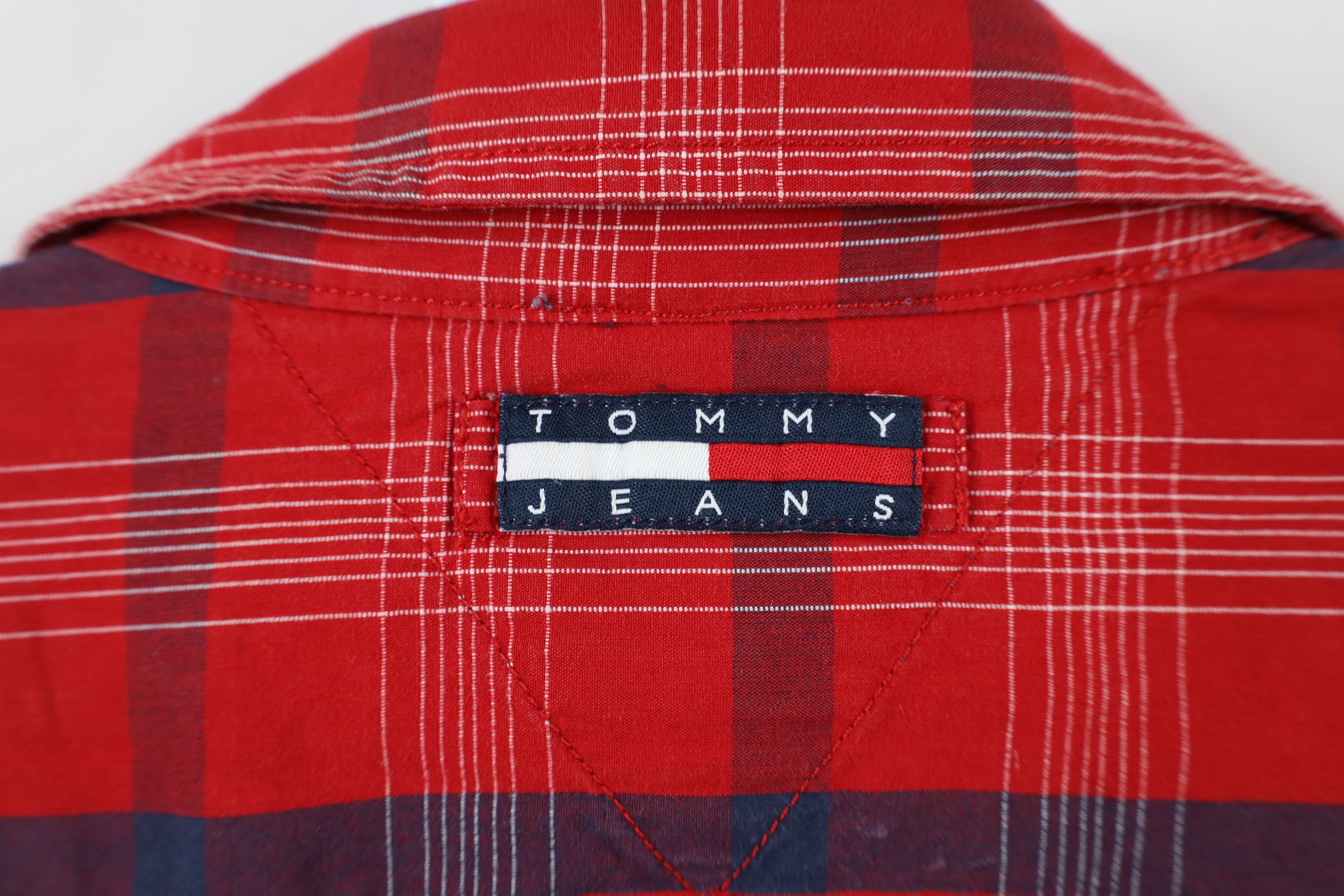 Tommy Hilfiger × Vintage Vintage 90s Tommy Hilfiger Spell Collared Board Button Shirt Size US XL / EU 56 / 4 - 11 Thumbnail