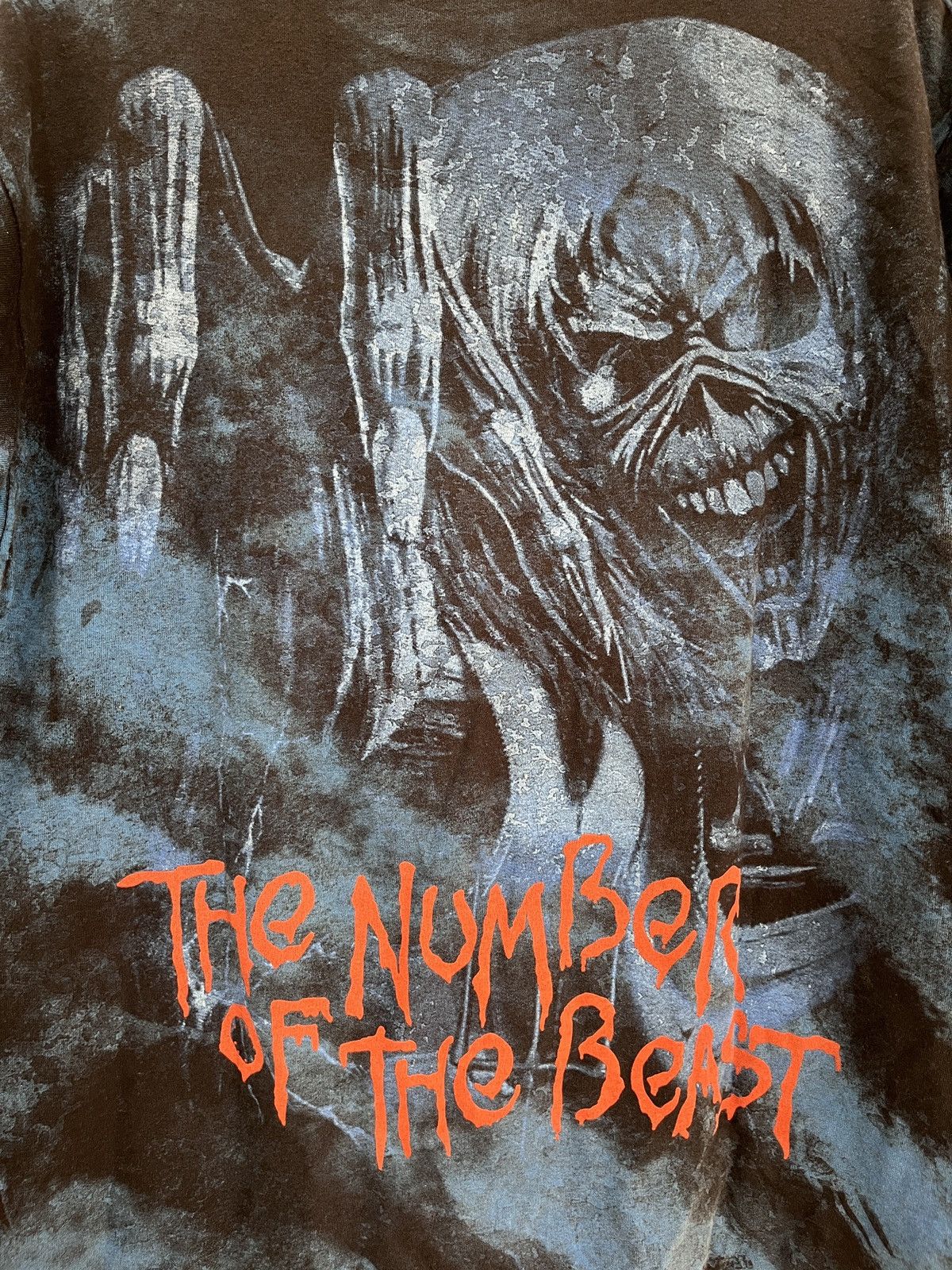 Band Tees Iron maiden The number of the beast Allover shirt Size US L / EU 52-54 / 3 - 7 Thumbnail