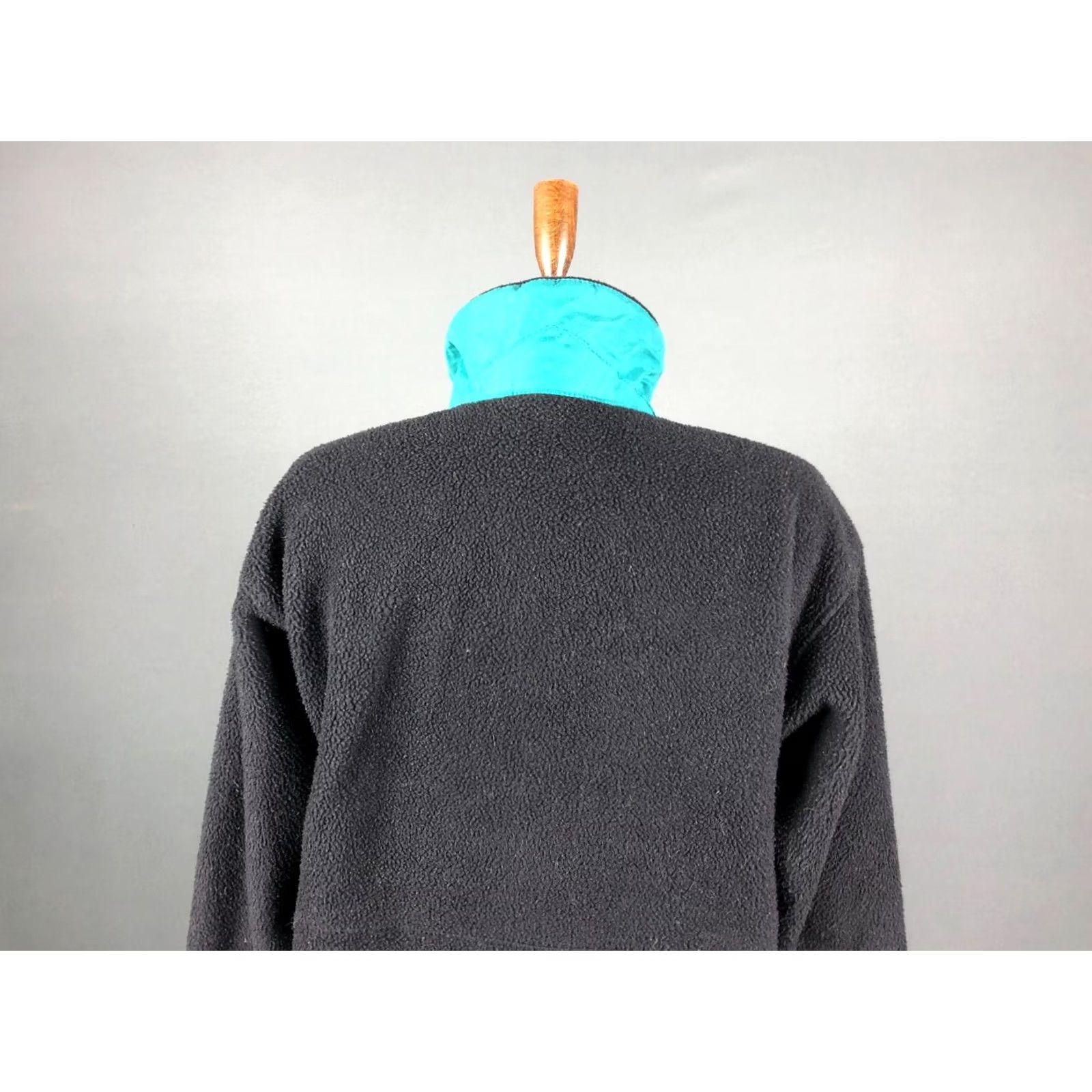 Patagonia Patagonia Jacket Women 1/2 Zip Black Size 8 Polyester Embroidered Logo Zip Pockets Casual Basic Jacket by Patagonia Size M / US 6-8 / IT 42-44 - 5 Thumbnail