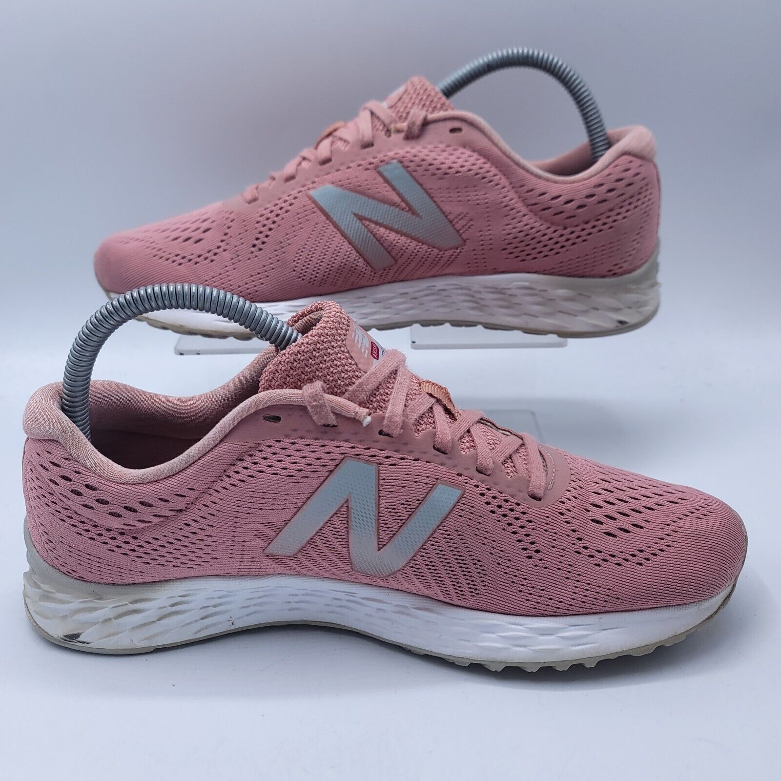 New Balance New Balance Fresh Foam Arishi Shoe Womens Size 9 WARISCD1 Size US 9 / IT 39 - 6 Thumbnail